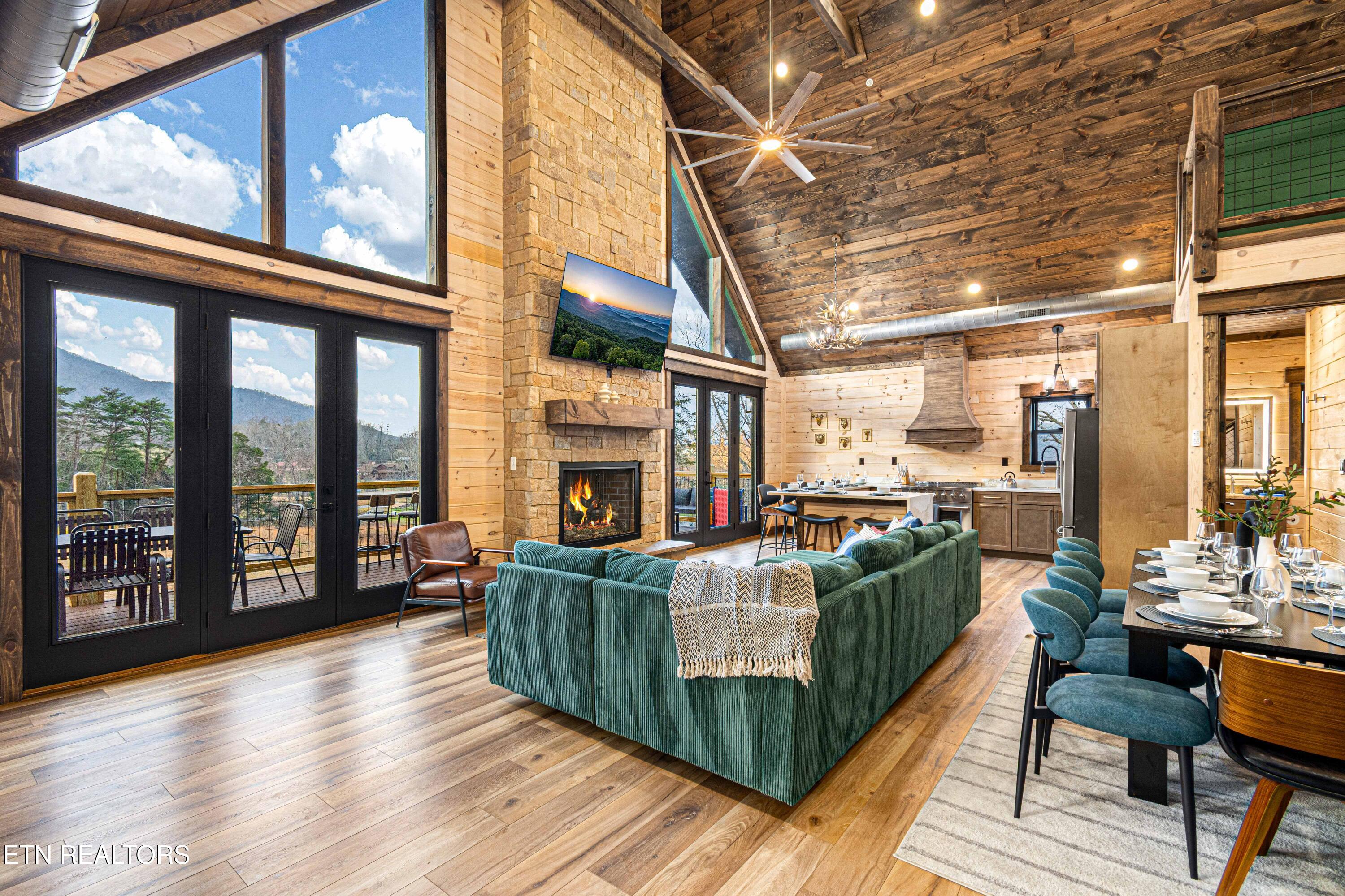 2773 Clabo Road Sevierville TN 37862