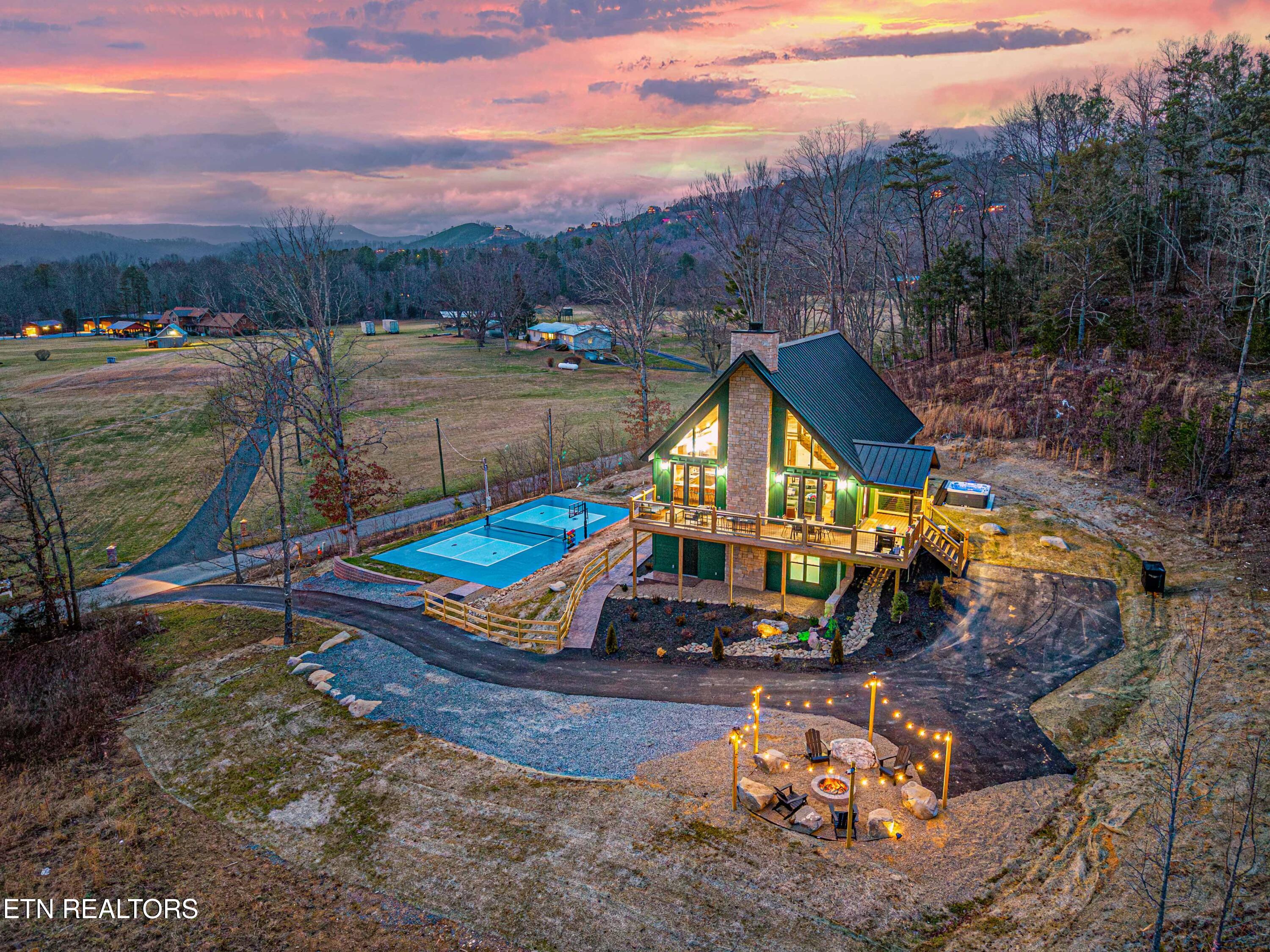 2773 Clabo Road Sevierville TN 37862