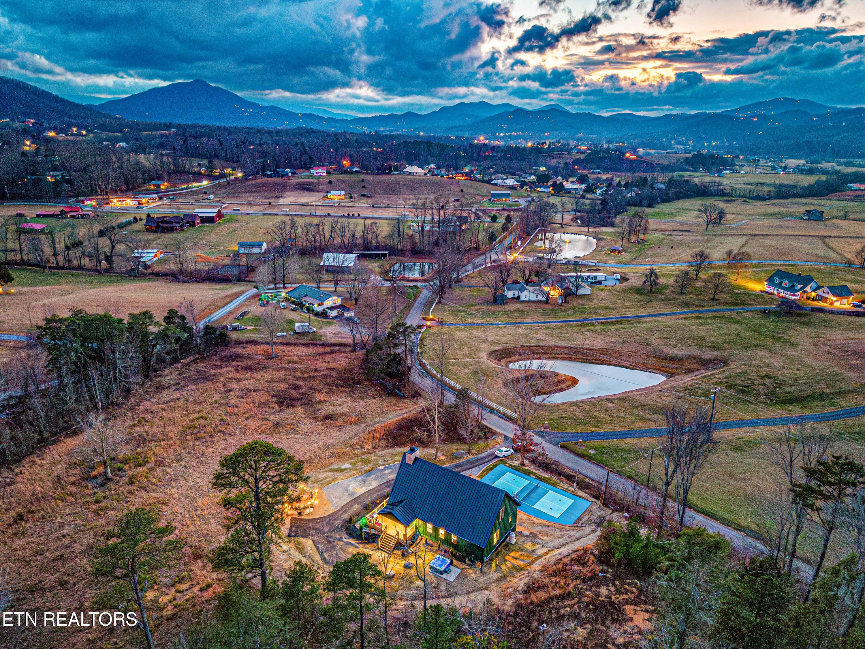 2773 Clabo Road Sevierville TN 37862