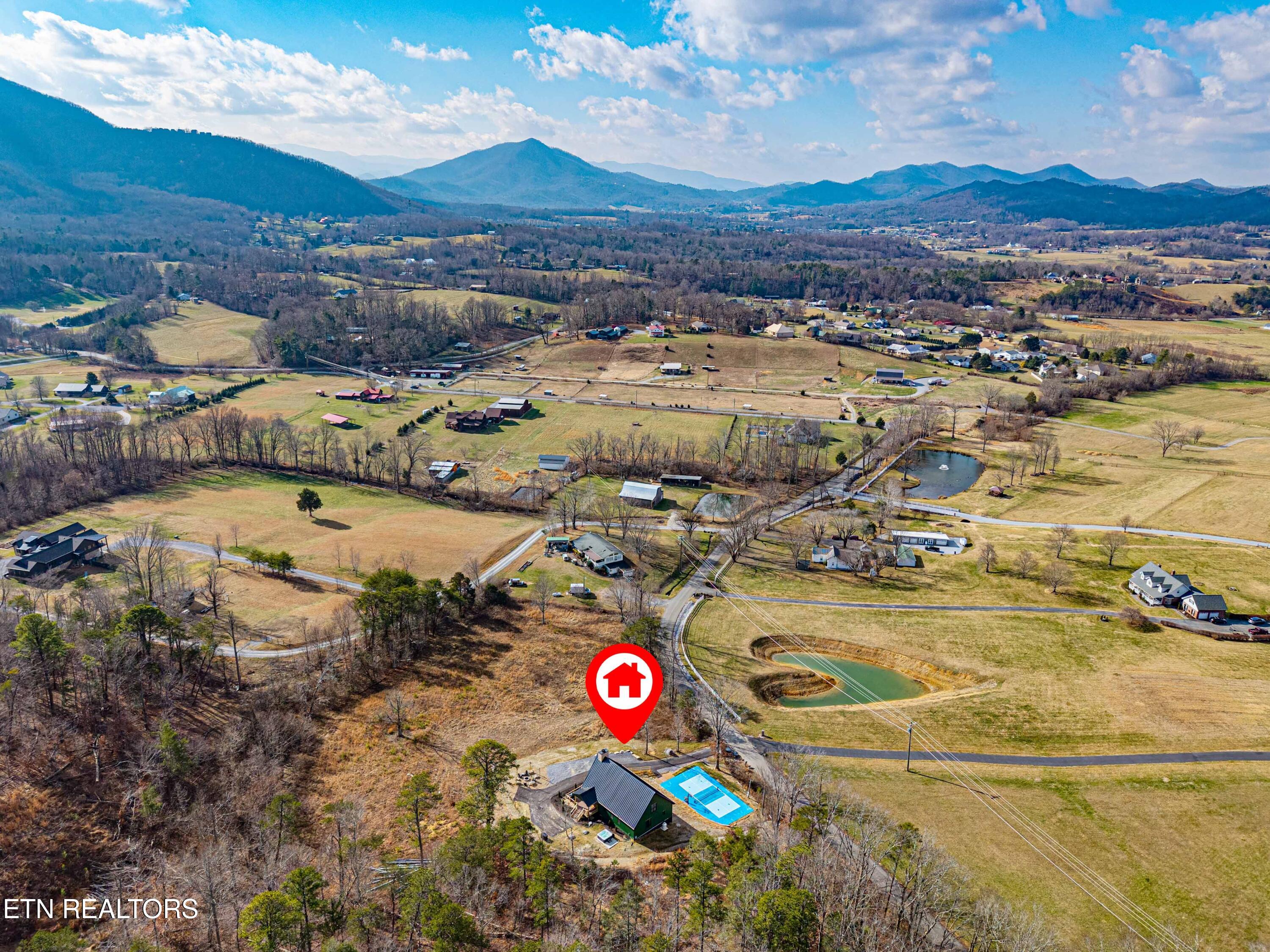 2773 Clabo Road Sevierville TN 37862