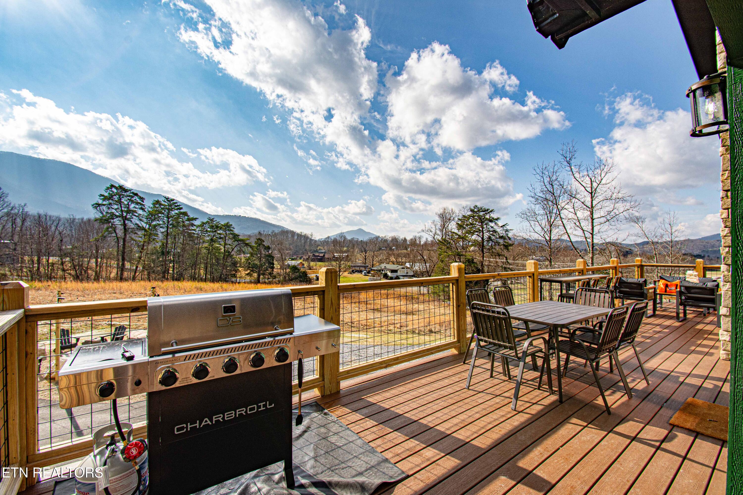 2773 Clabo Road Sevierville TN 37862