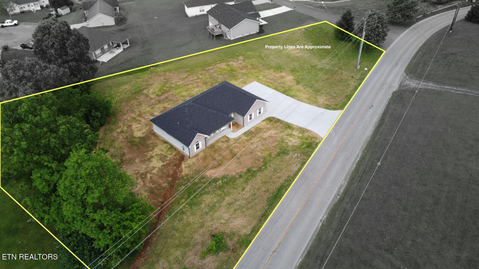 140 Oak Grove Road Madisonville TN 37354