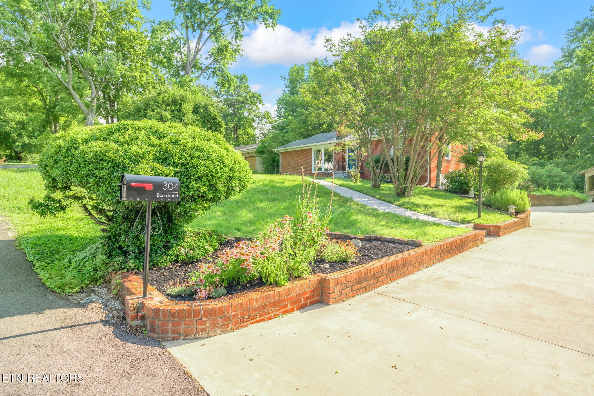 304 Bona Road Knoxville TN 37914