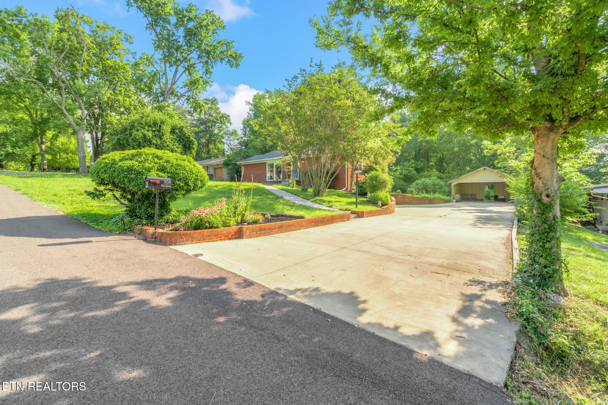 304 Bona Road Knoxville TN 37914