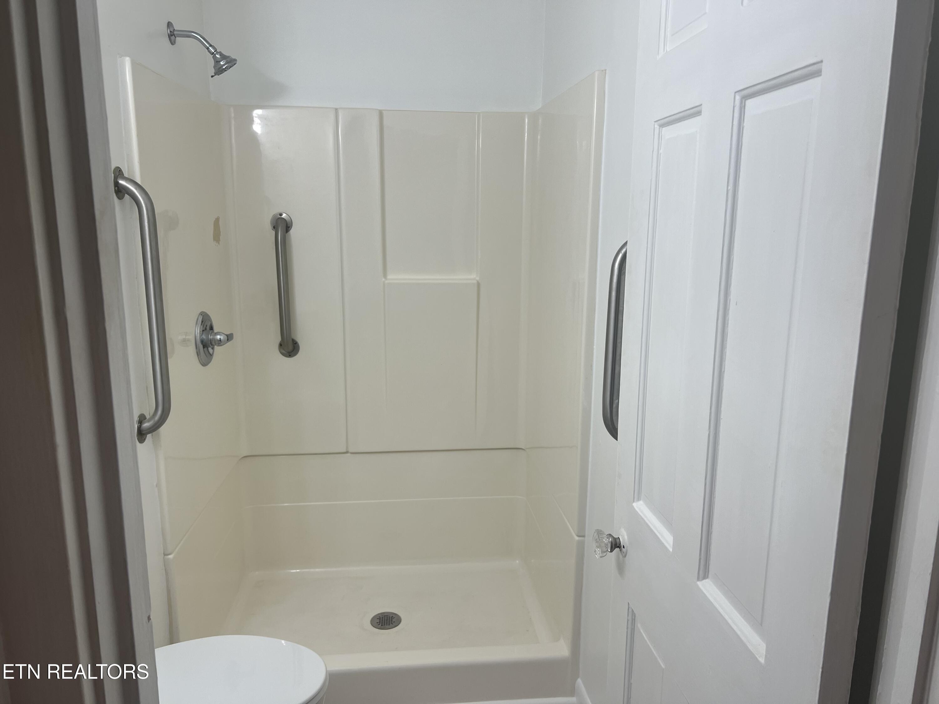 105 Porter Road Oak Ridge TN 37830