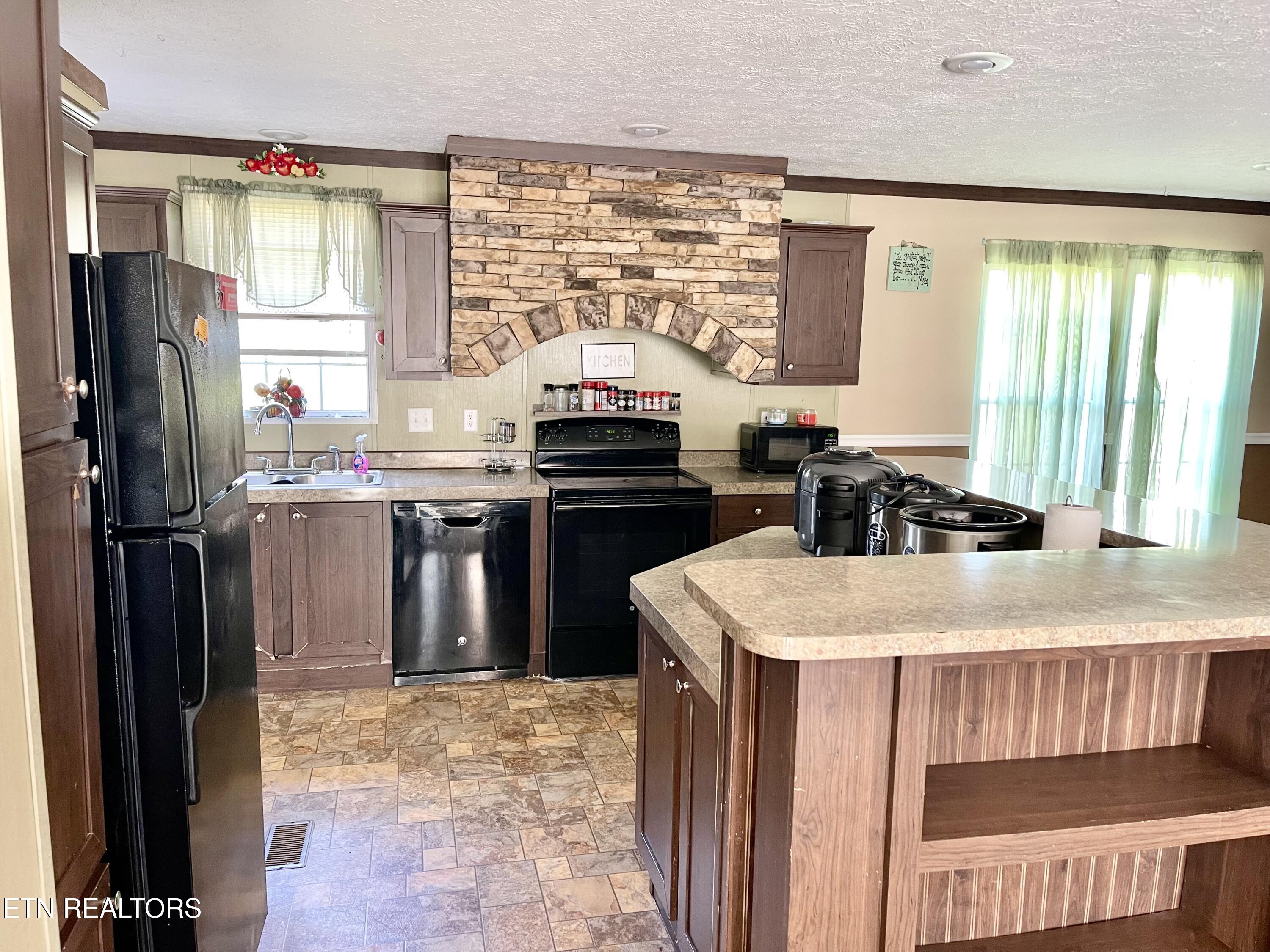 311 SE Bohannons Road Cleveland TN 37323