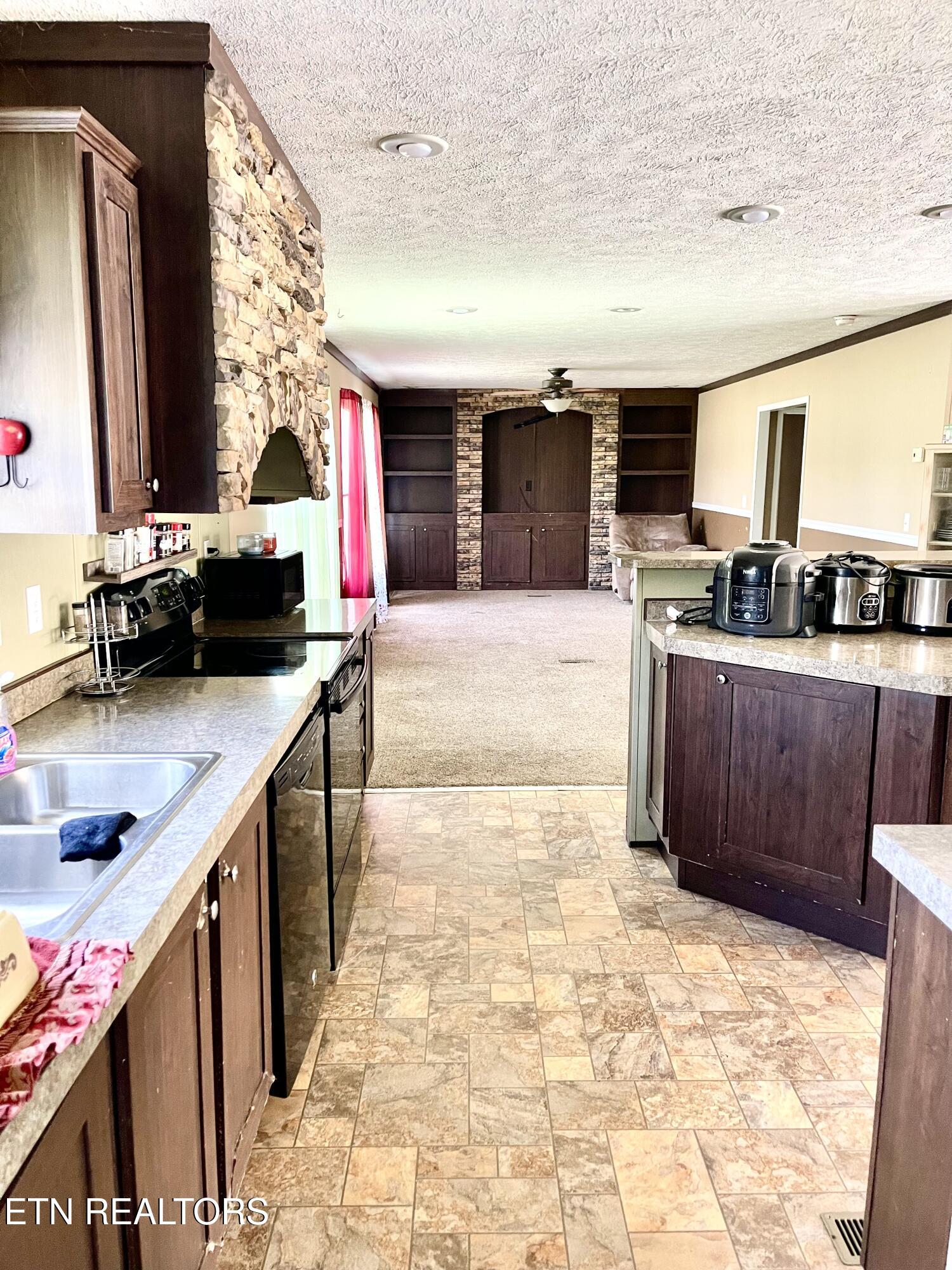 311 SE Bohannons Road Cleveland TN 37323