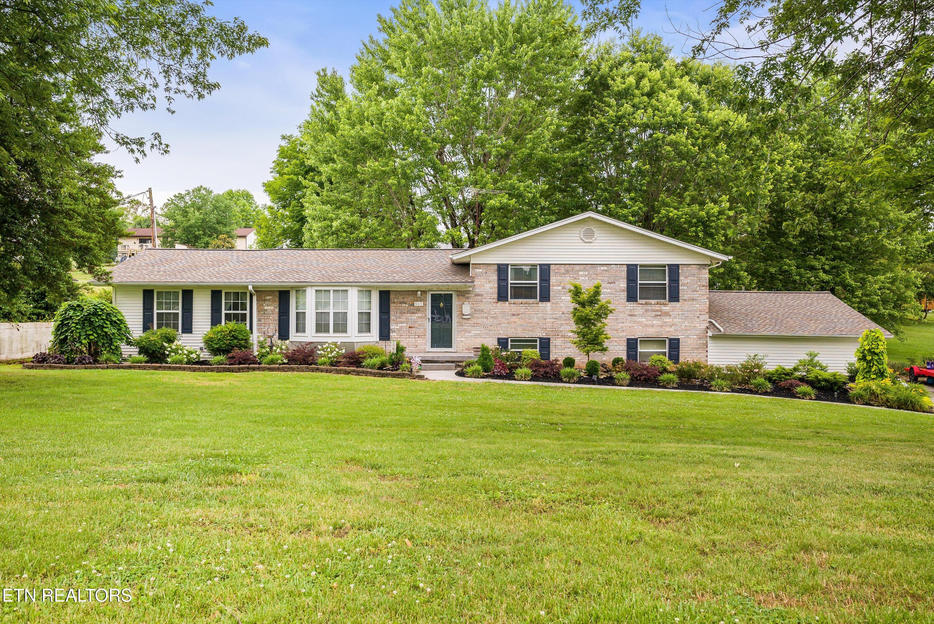 905 N East End Road Strawberry Plains TN 37871