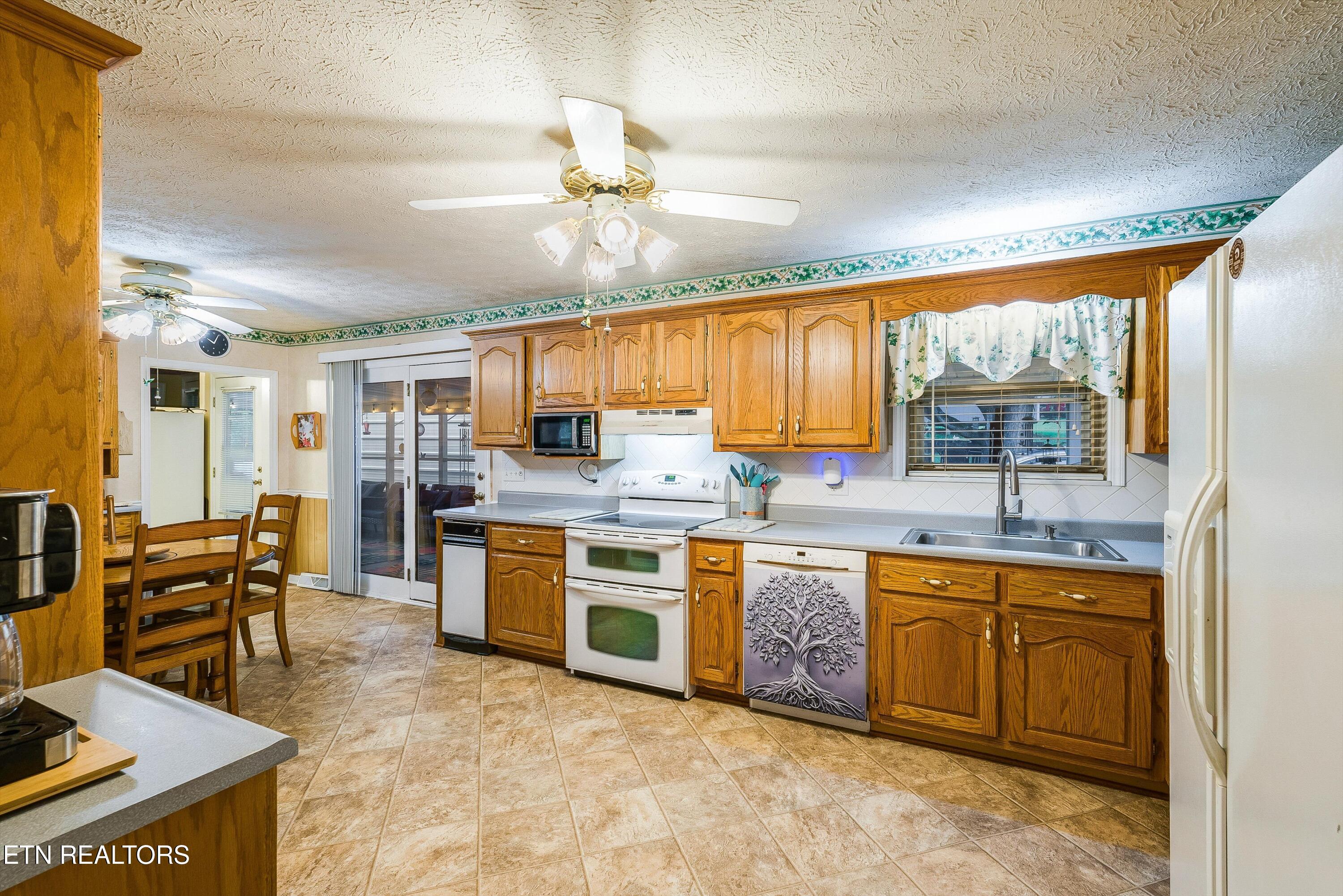 905 N East End Road Strawberry Plains TN 37871