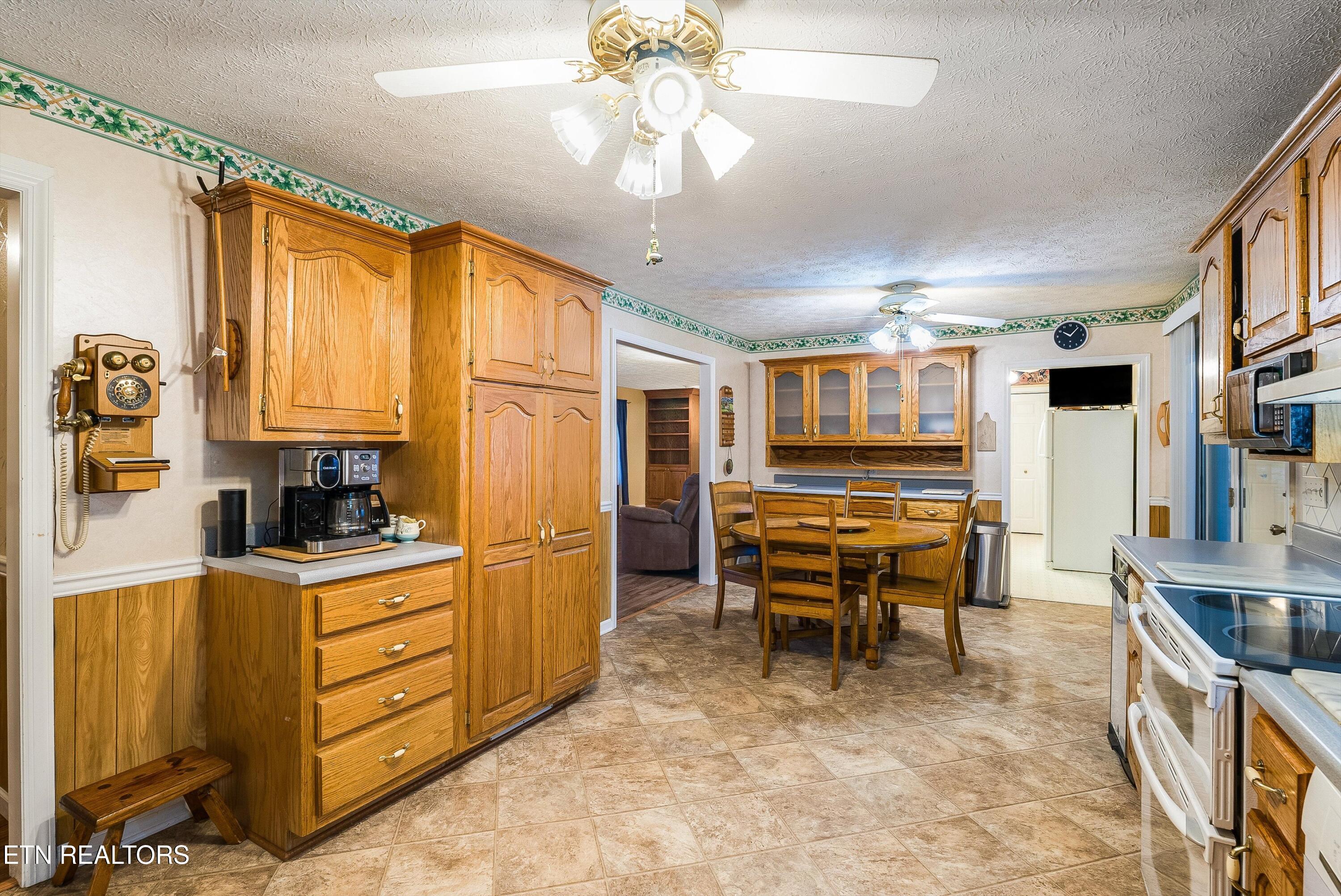 905 N East End Road Strawberry Plains TN 37871