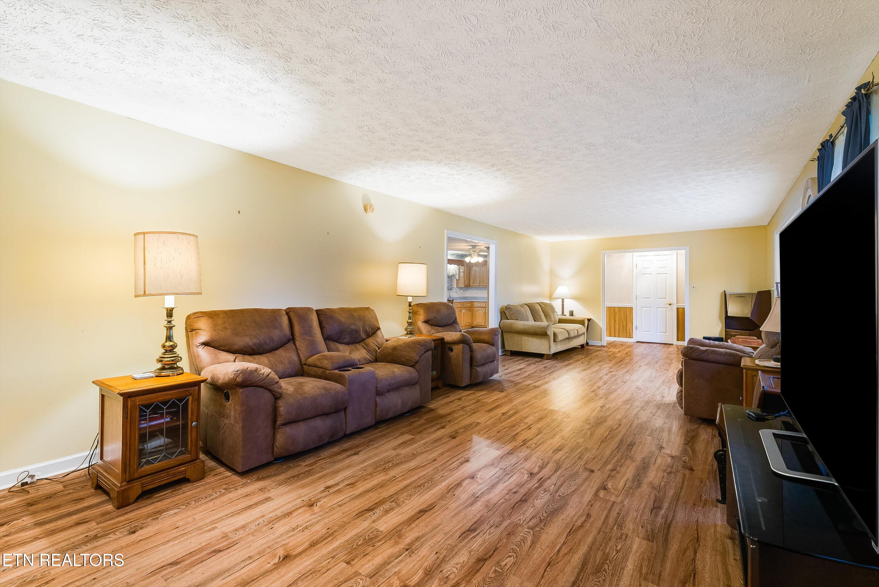 905 N East End Road Strawberry Plains TN 37871