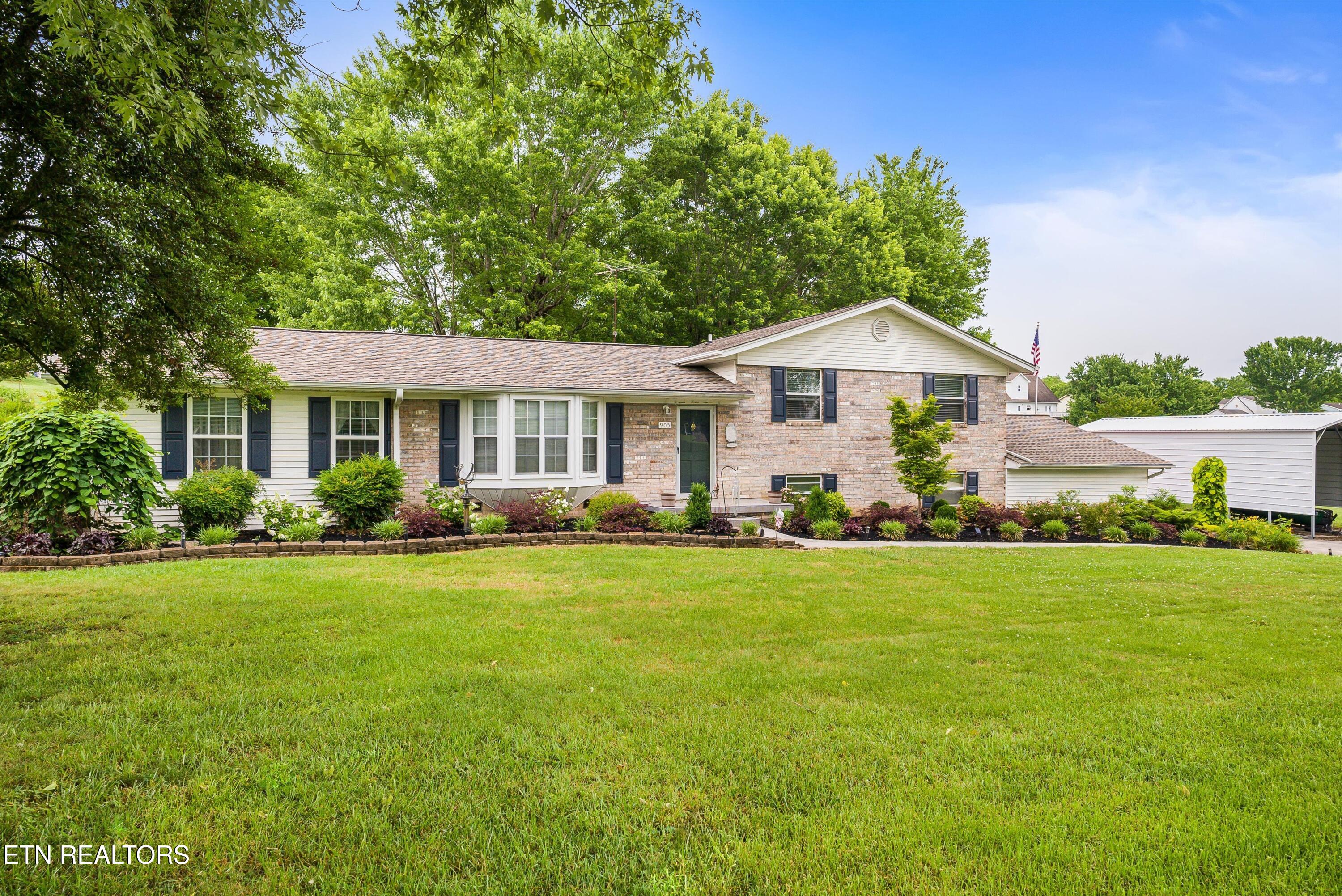 905 N East End Road Strawberry Plains TN 37871