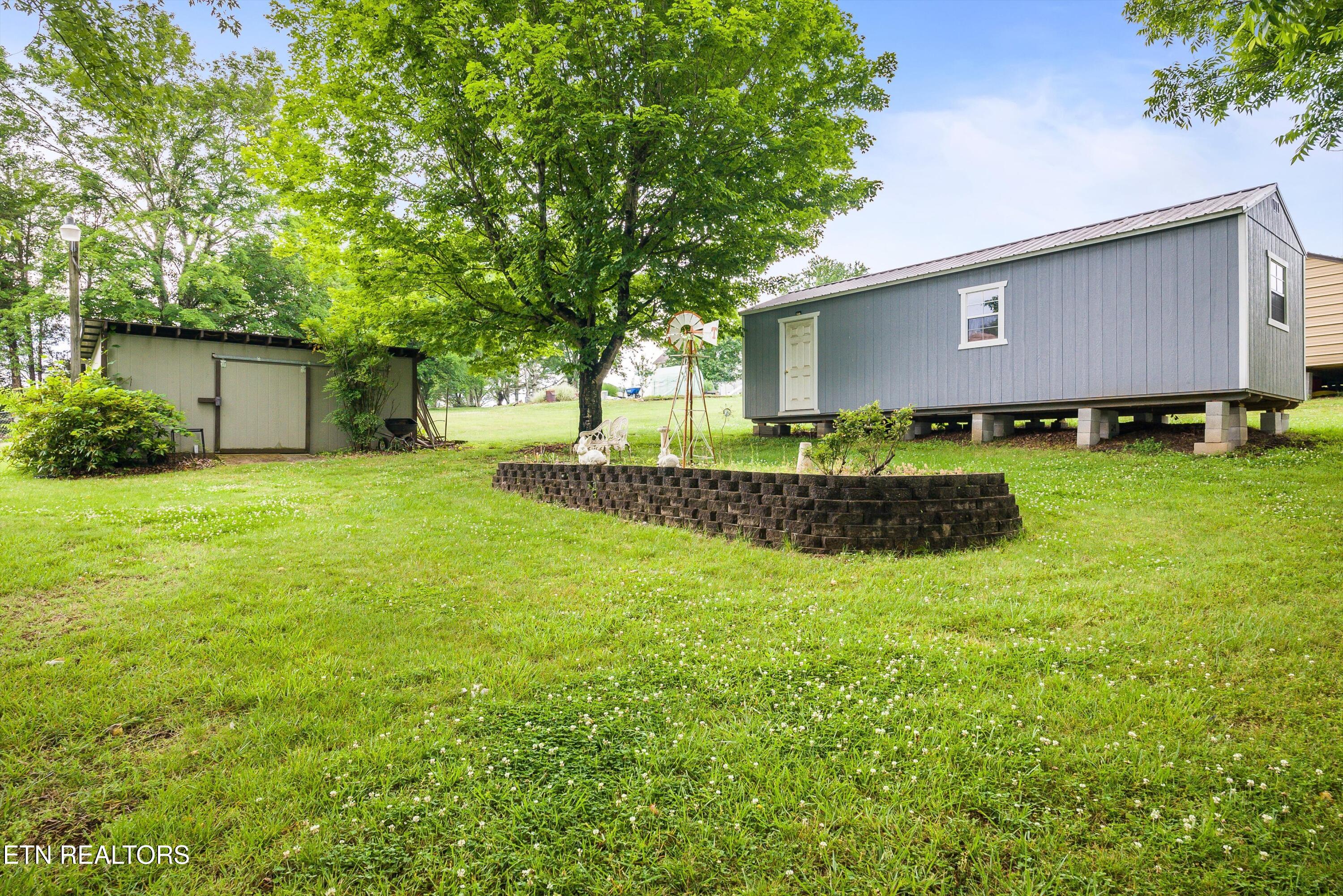 905 N East End Road Strawberry Plains TN 37871