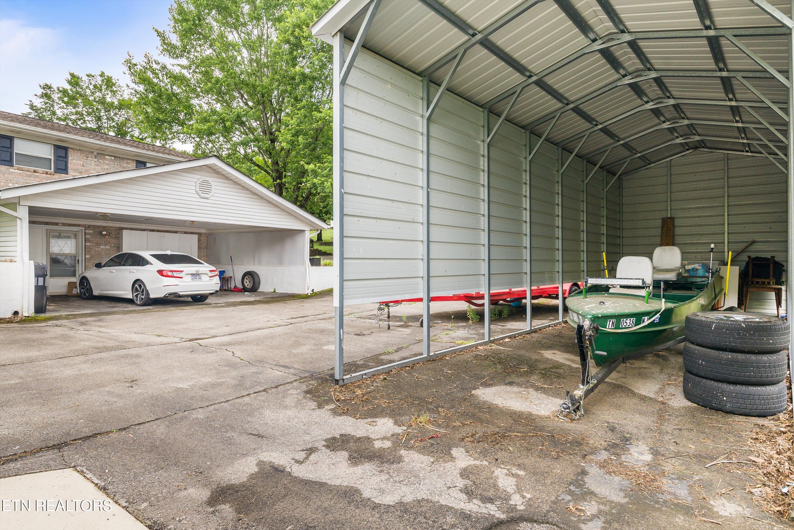 905 N East End Road Strawberry Plains TN 37871