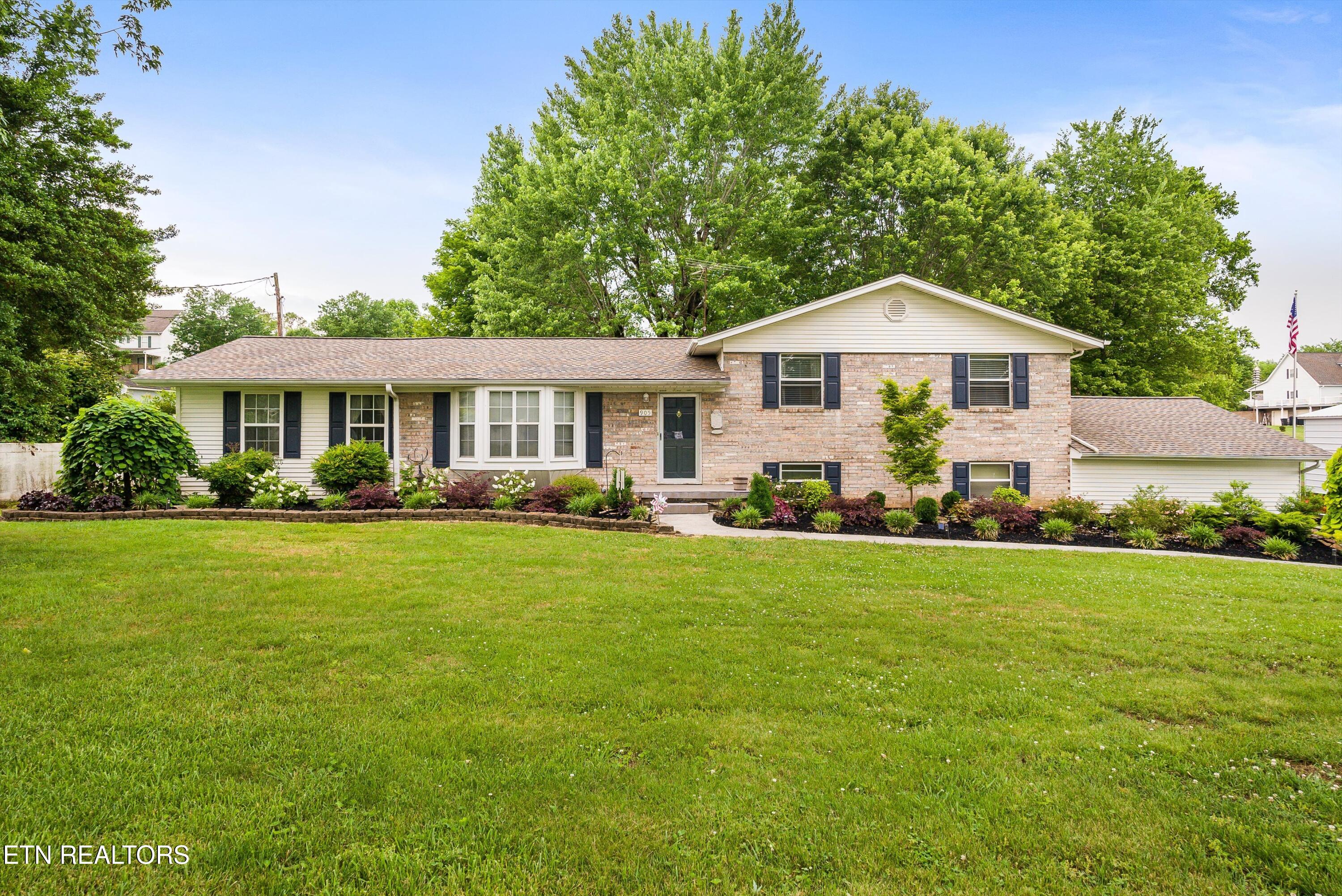 905 N East End Road Strawberry Plains TN 37871