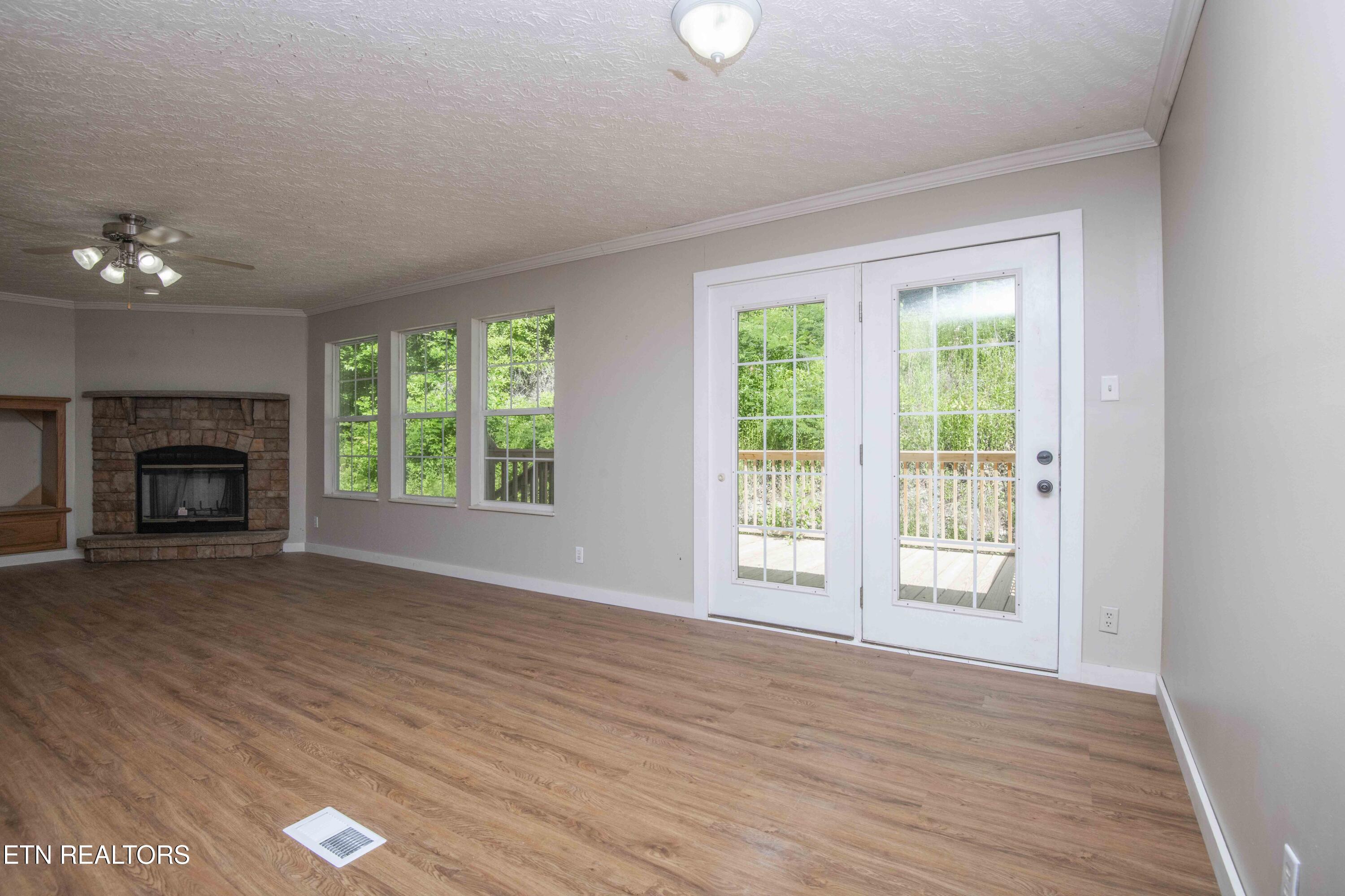 545 E Brushy Valley Drive Powell TN 37849