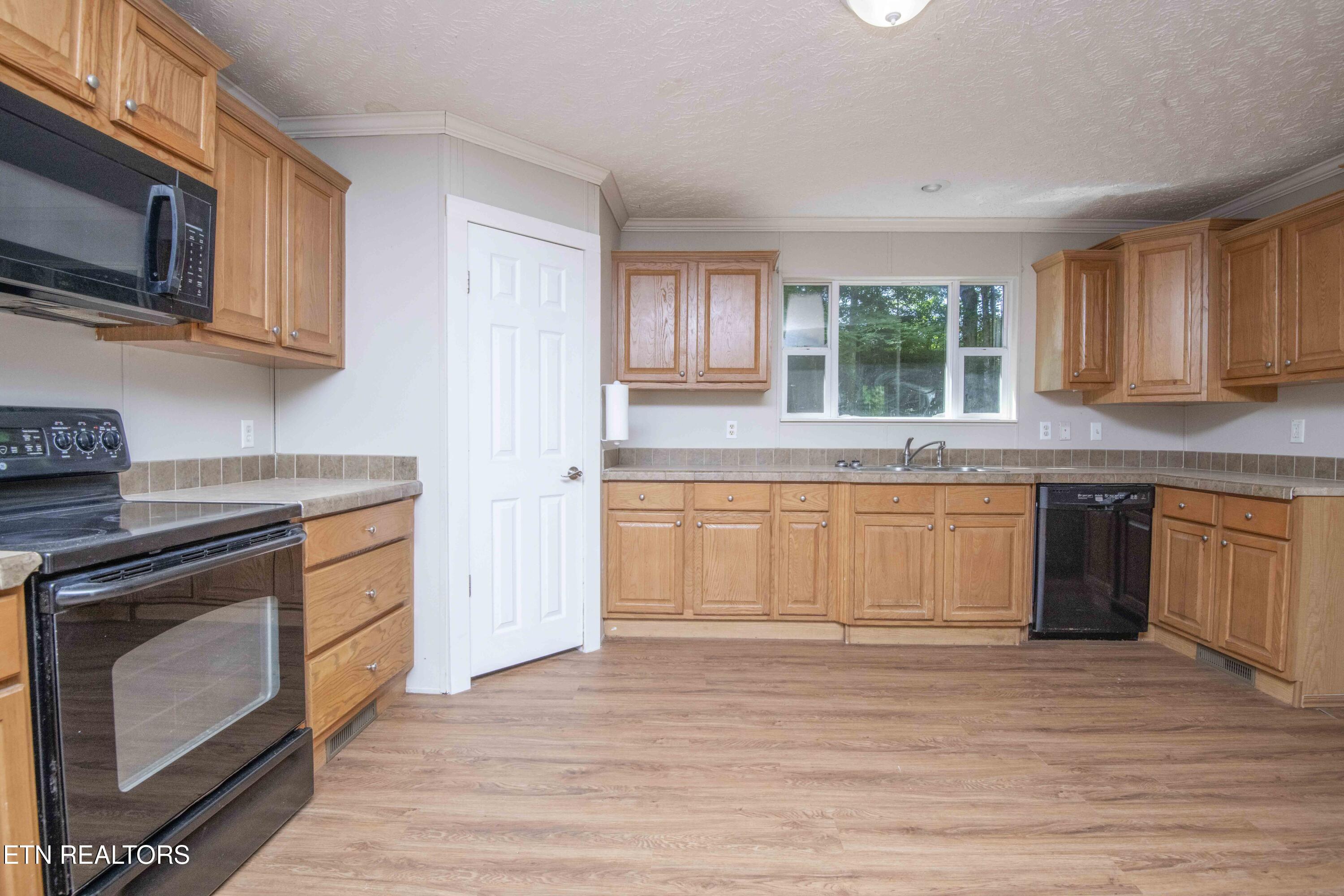 545 E Brushy Valley Drive Powell TN 37849