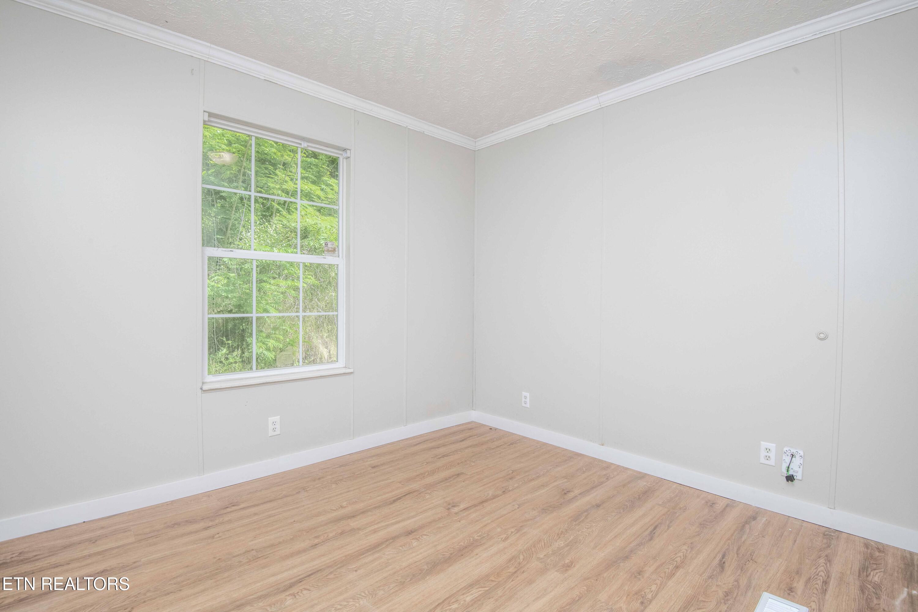 545 E Brushy Valley Drive Powell TN 37849