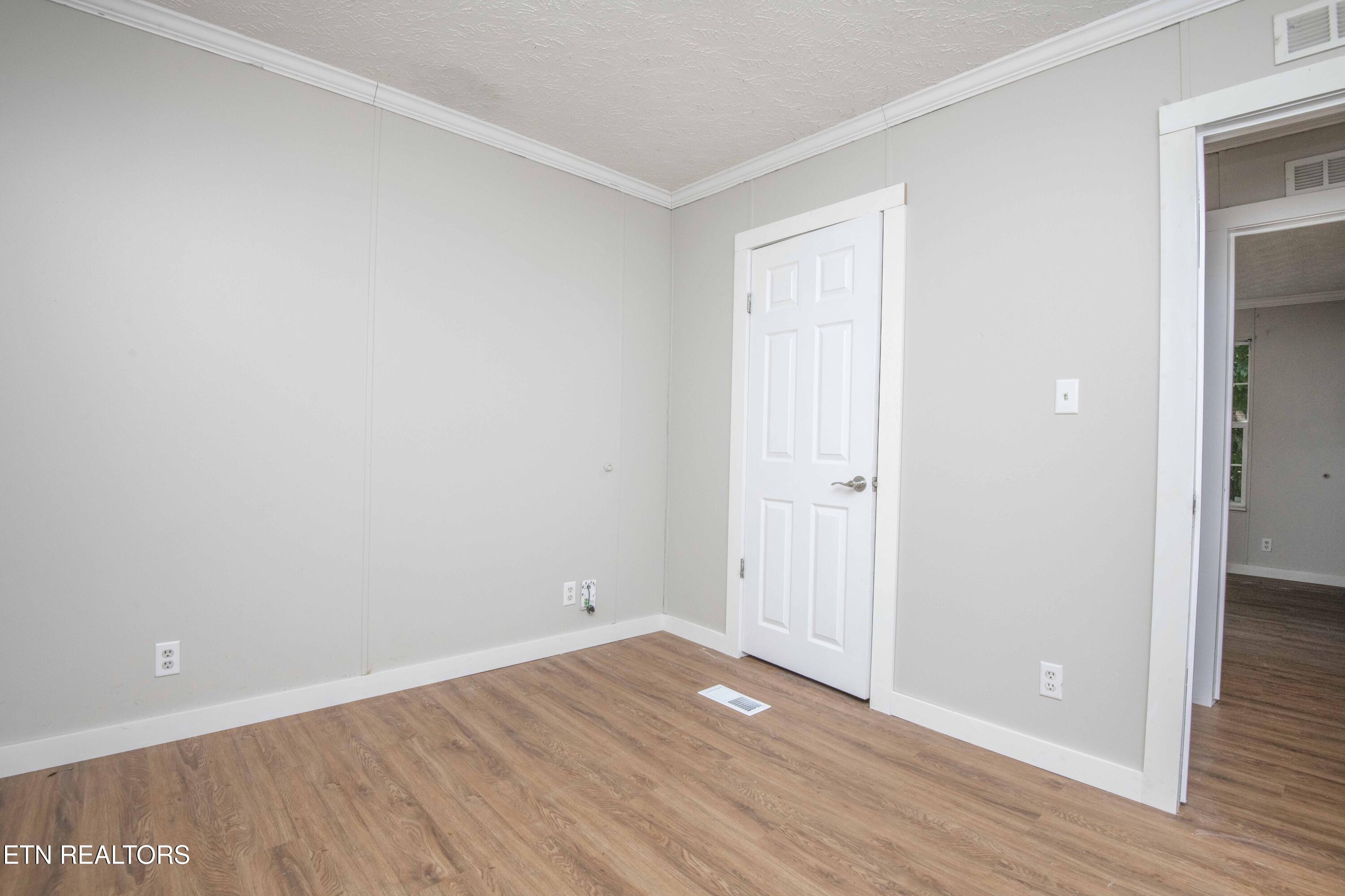545 E Brushy Valley Drive Powell TN 37849