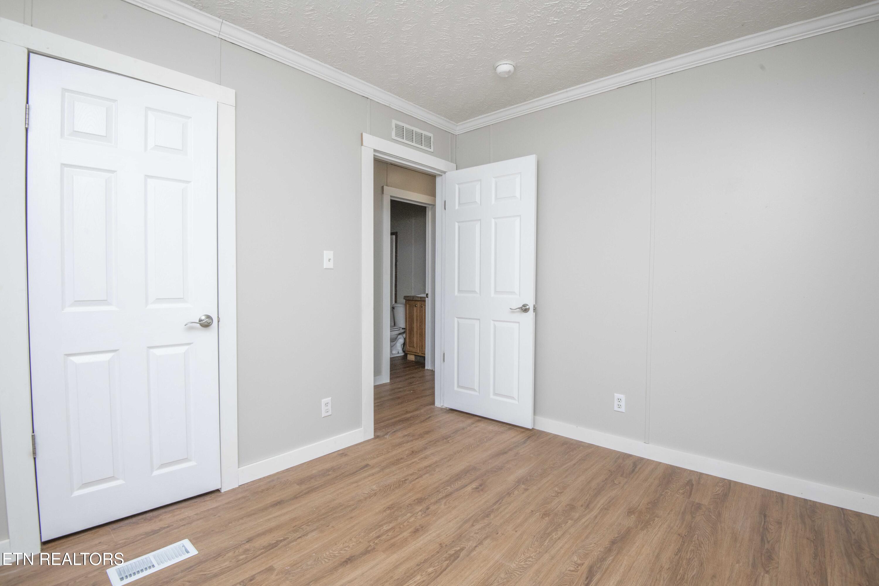 545 E Brushy Valley Drive Powell TN 37849