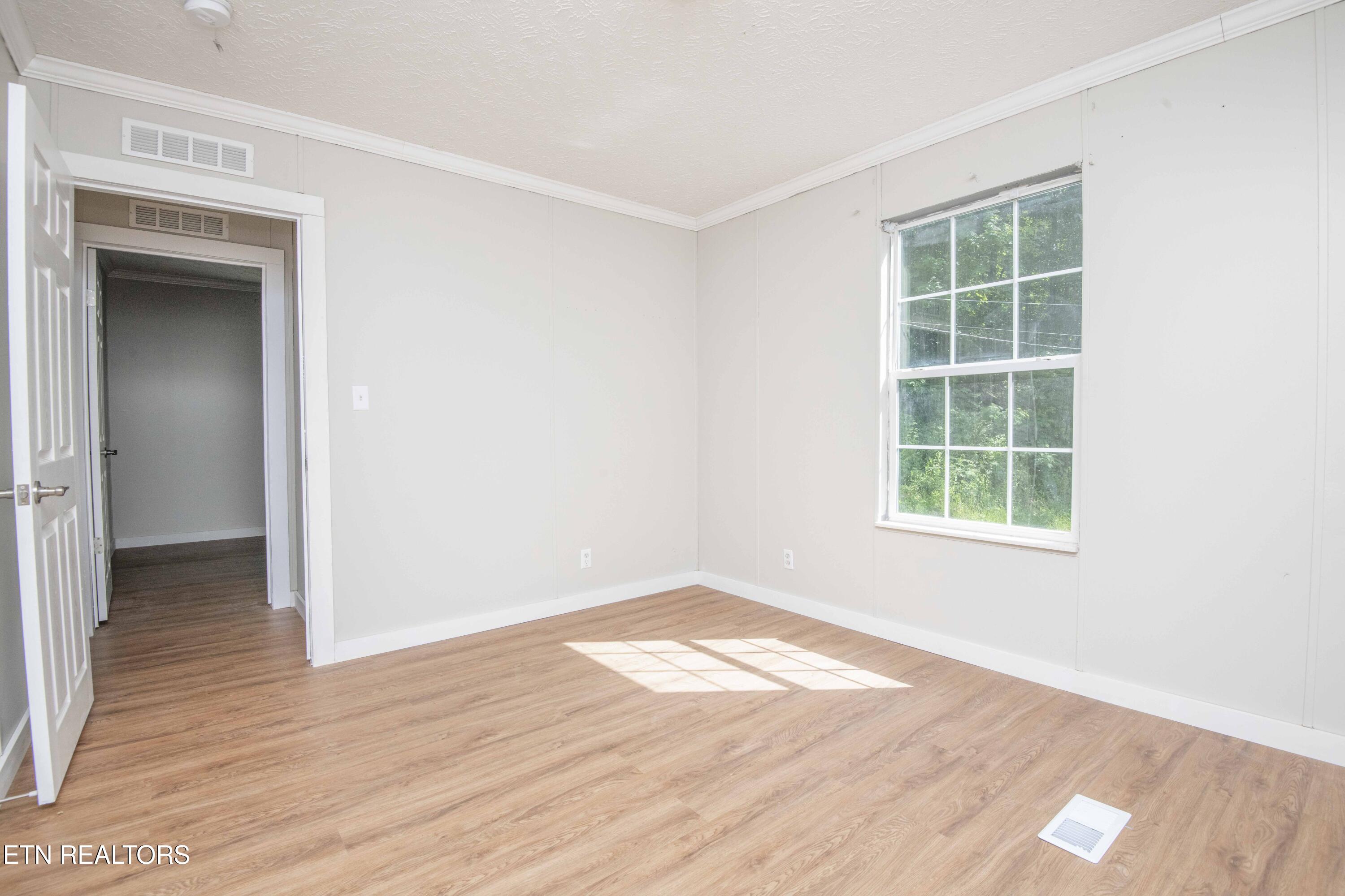 545 E Brushy Valley Drive Powell TN 37849