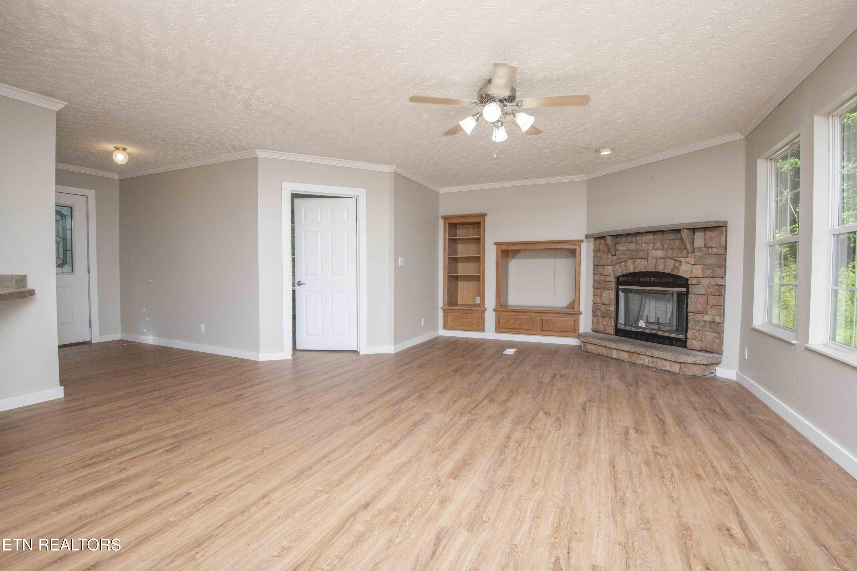 545 E Brushy Valley Drive Powell TN 37849