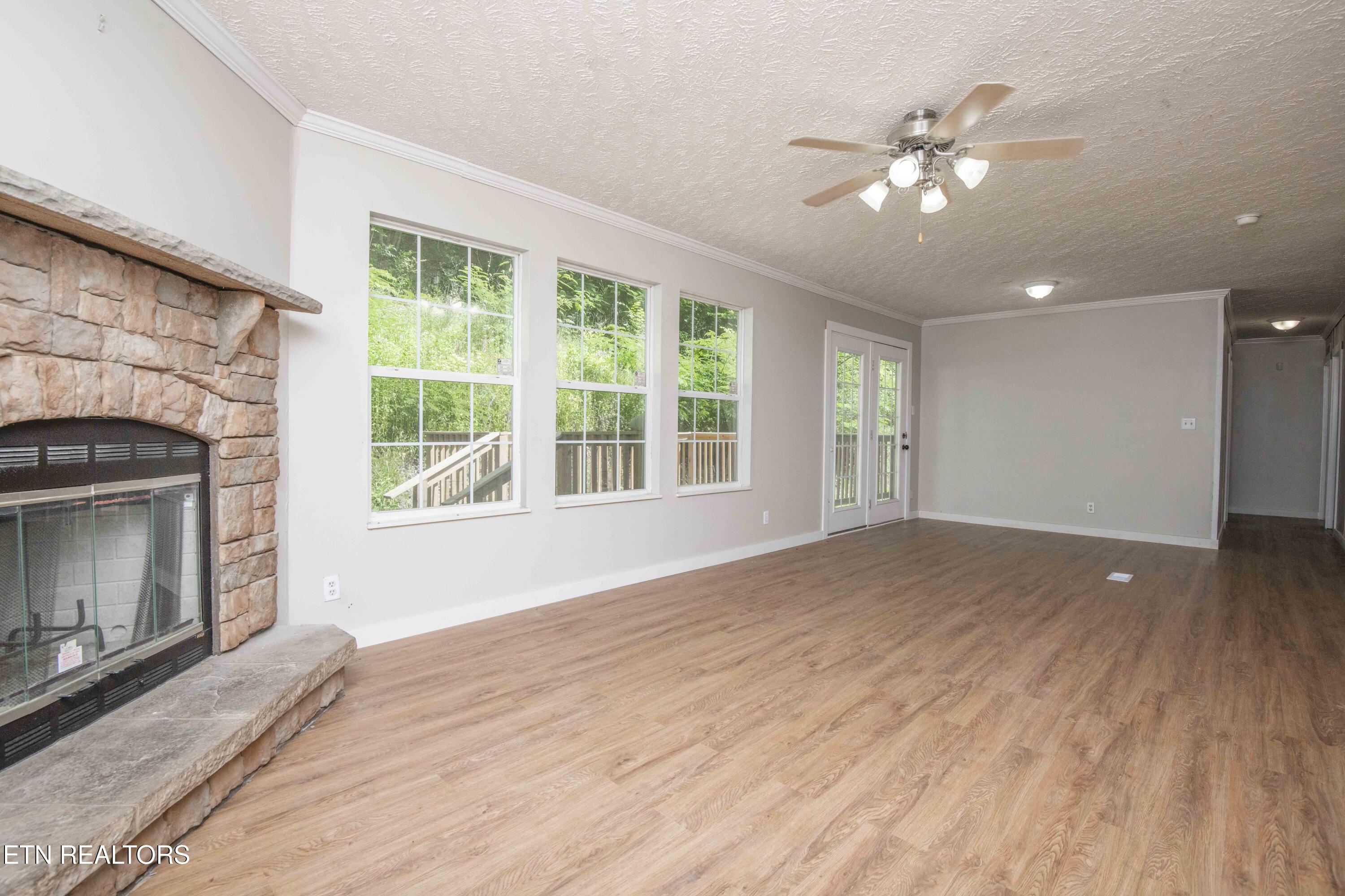 545 E Brushy Valley Drive Powell TN 37849