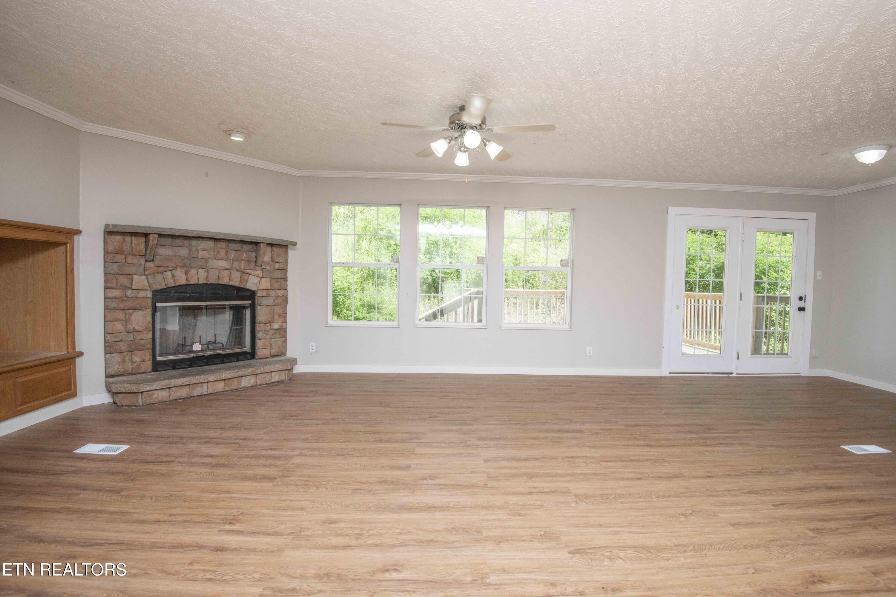 545 E Brushy Valley Drive Powell TN 37849