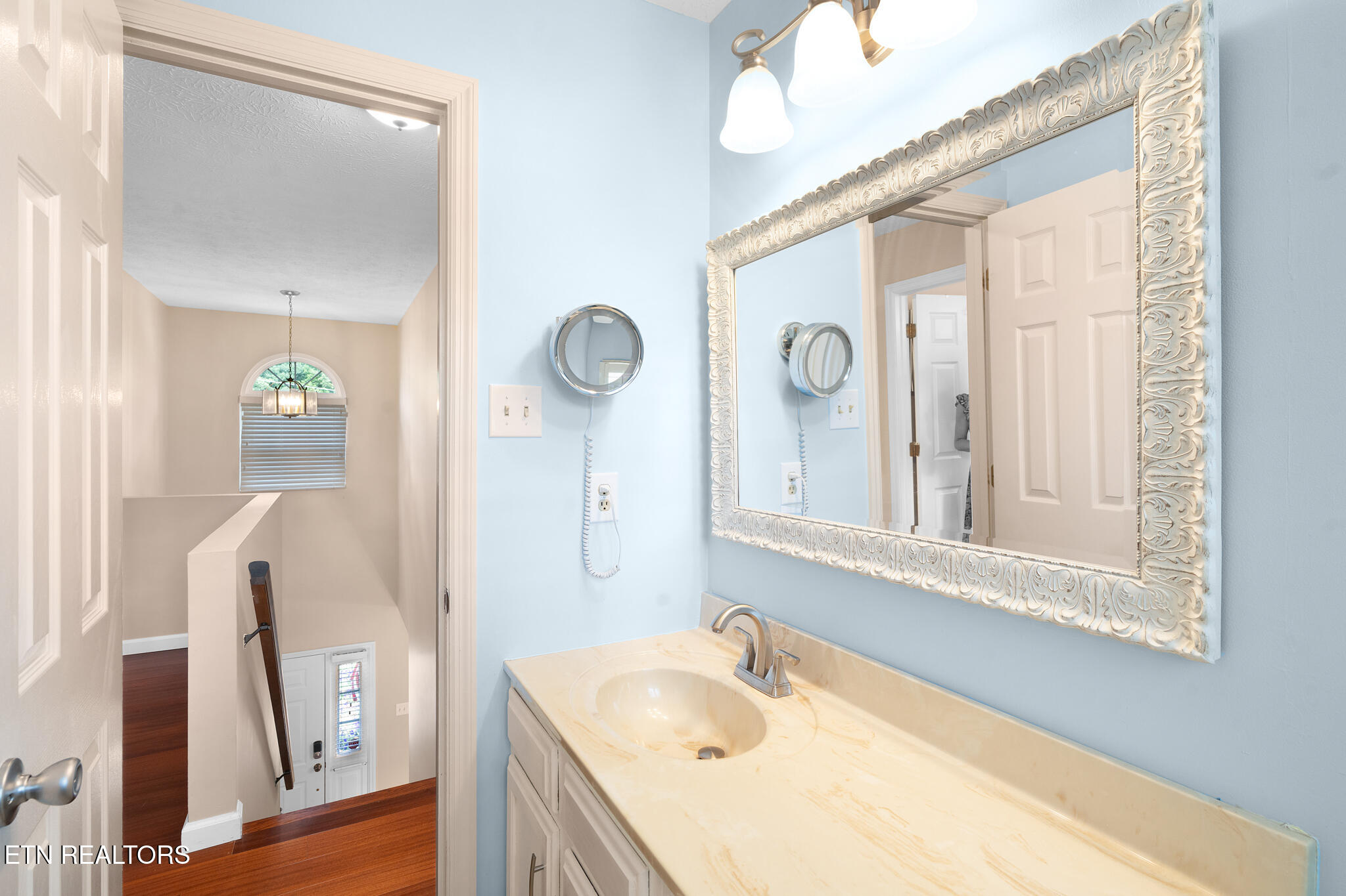 1222 Reston Court Knoxville TN 37923