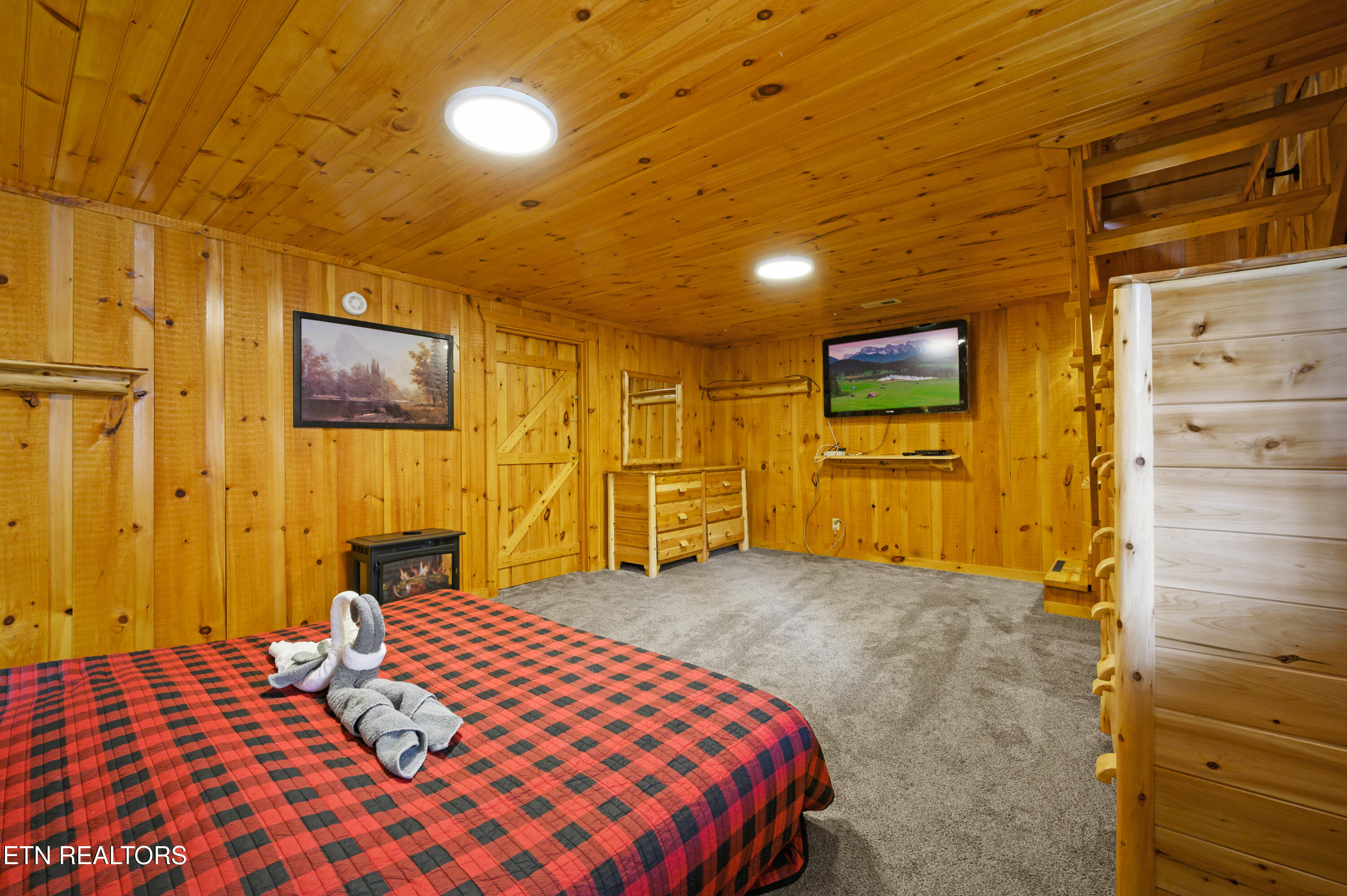 634 Magic Kingdom Lane Sevierville TN 37876