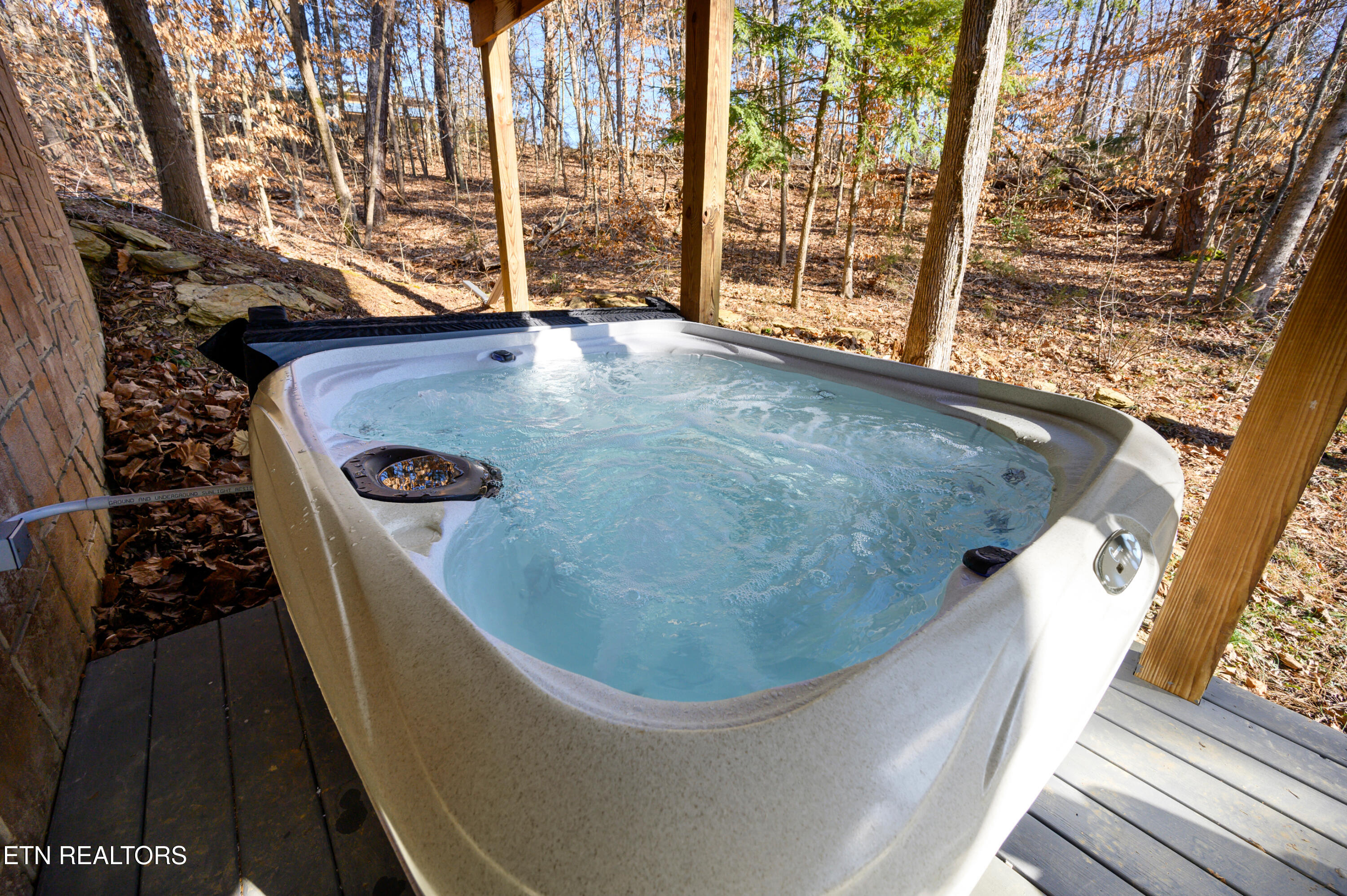 634 Magic Kingdom Lane Sevierville TN 37876