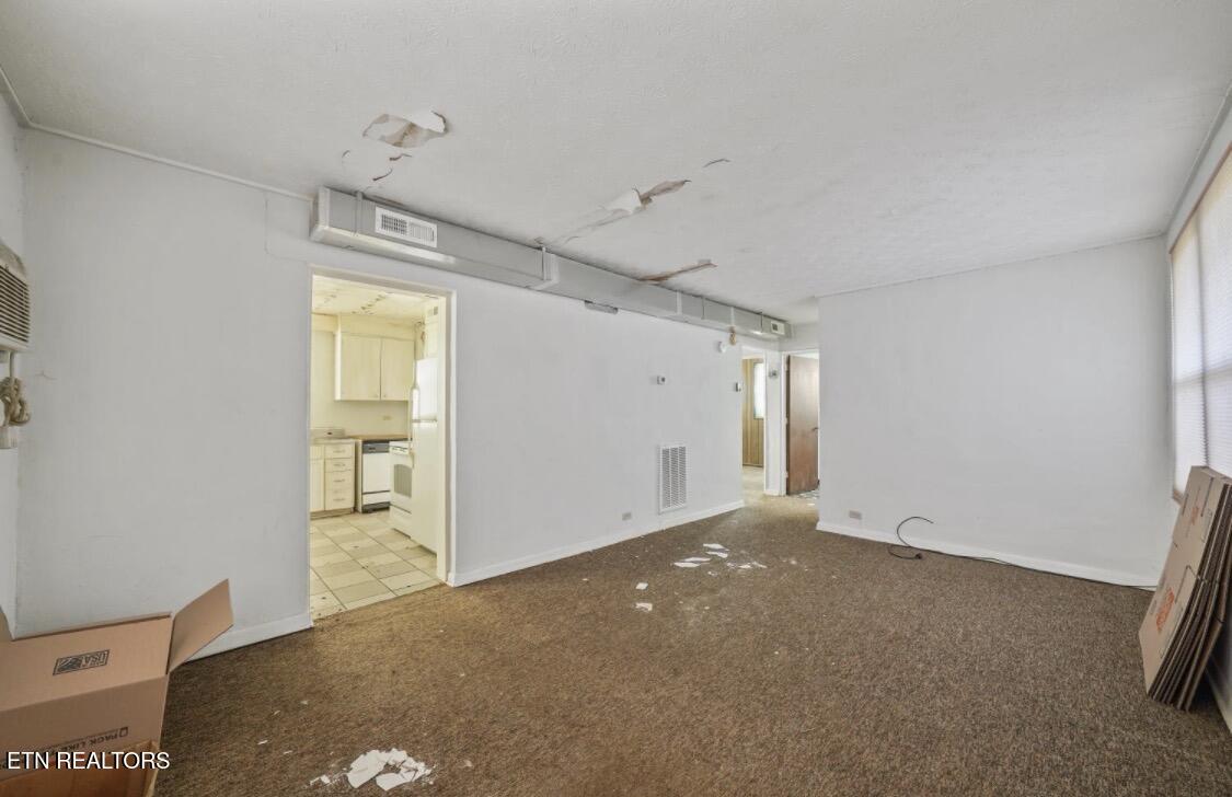 102 Niagara Lane Oak Ridge TN 37830