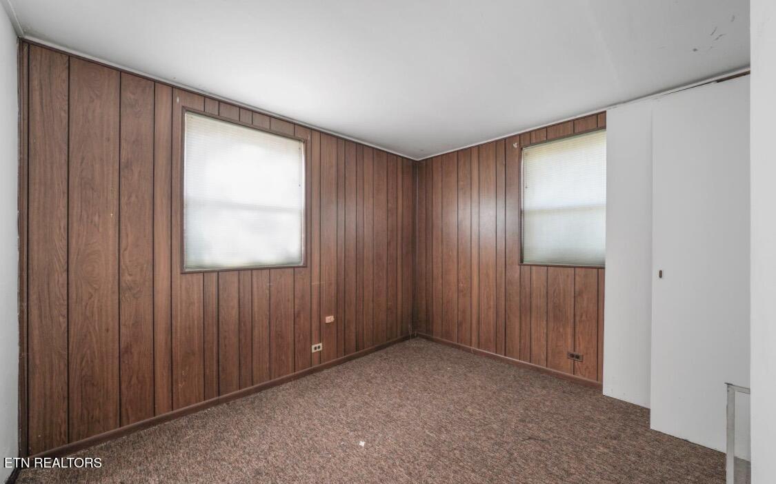 102 Niagara Lane Oak Ridge TN 37830
