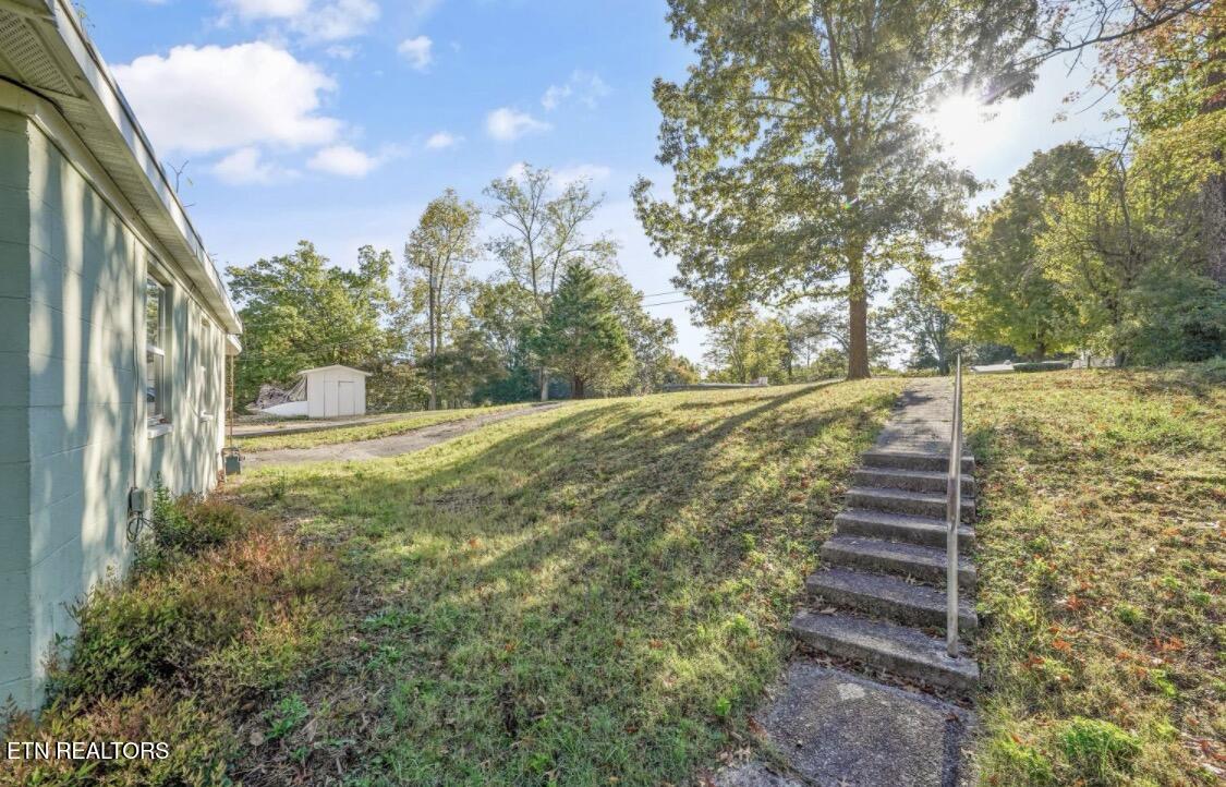 102 Niagara Lane Oak Ridge TN 37830