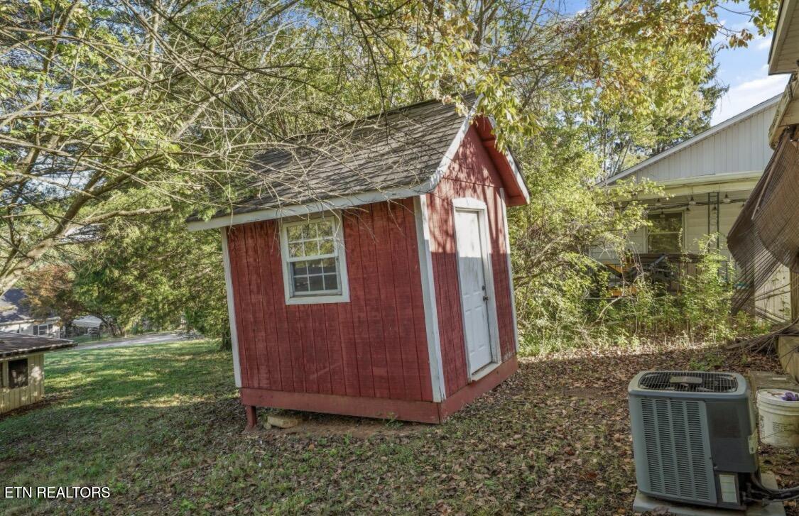 102 Niagara Lane Oak Ridge TN 37830