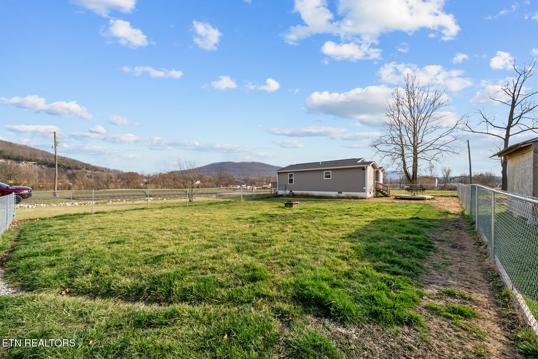 233 Hebbertsburg Road Crab Orchard TN 37723