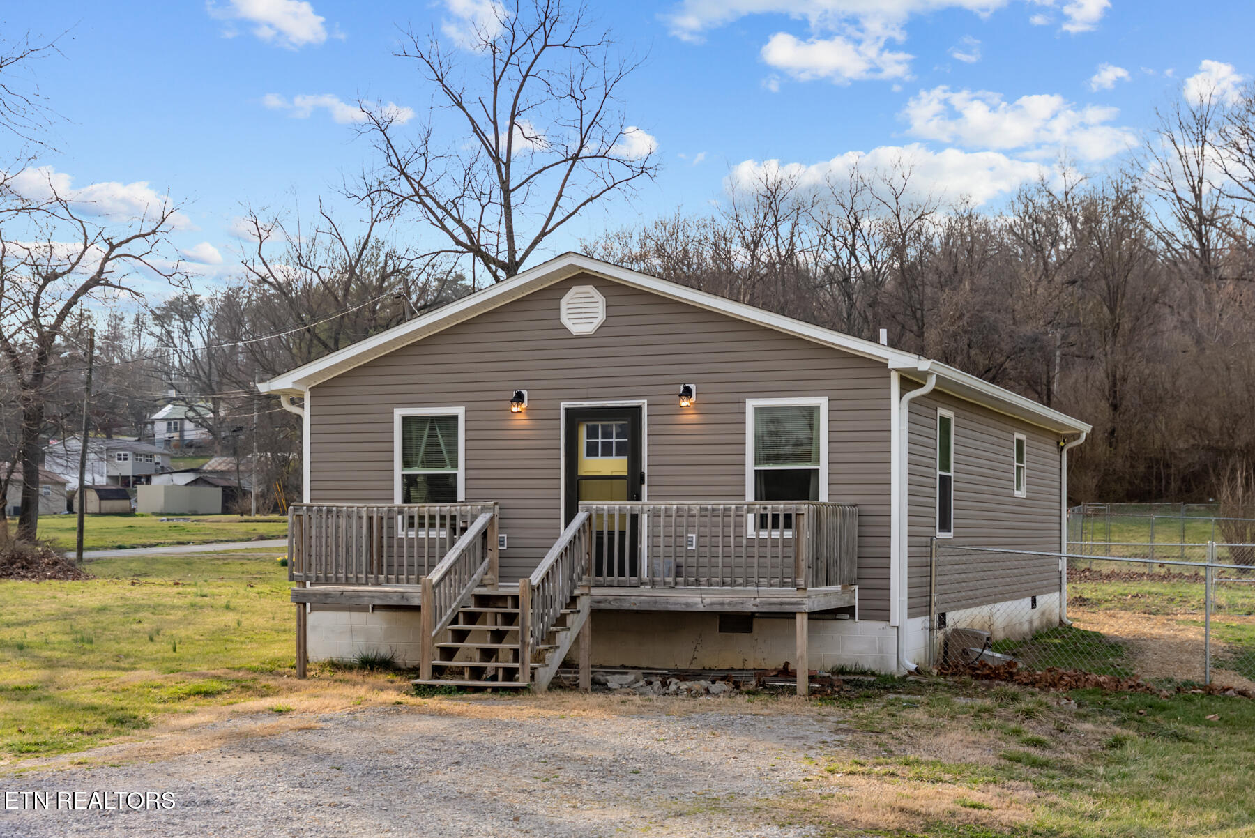 233 Hebbertsburg Road Crab Orchard TN 37723