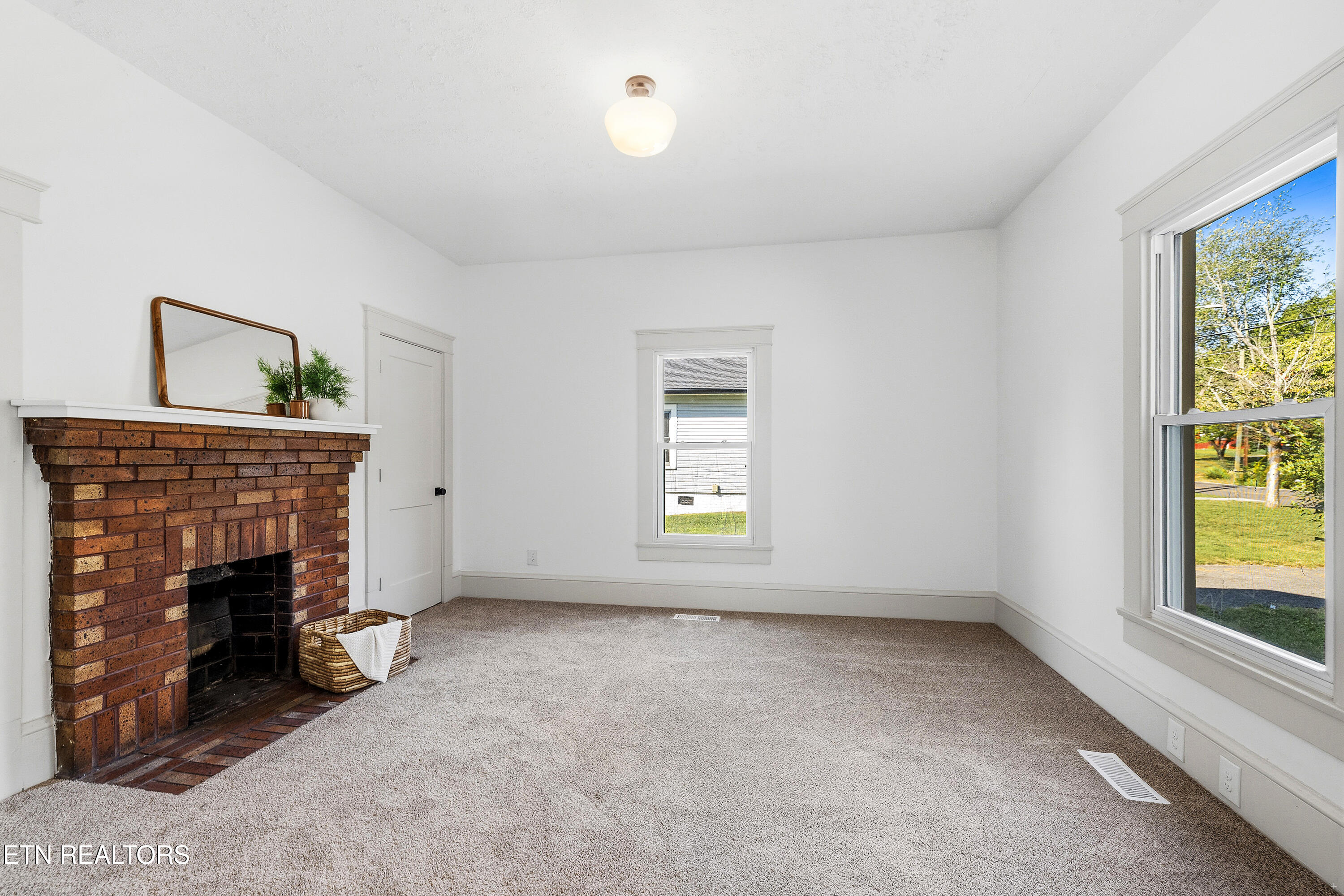 2616 Woodrow Drive Knoxville TN 37918