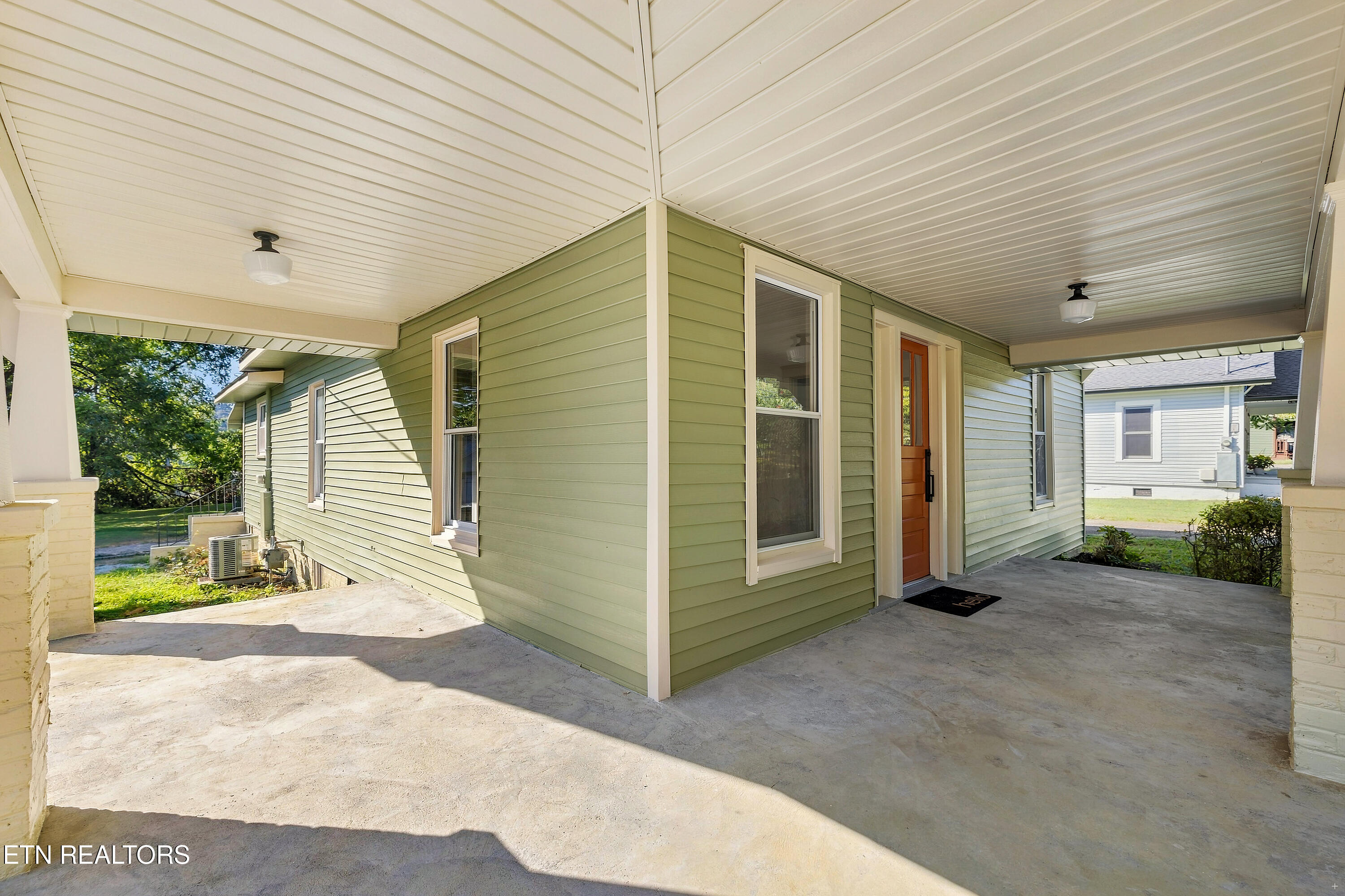 2616 Woodrow Drive Knoxville TN 37918