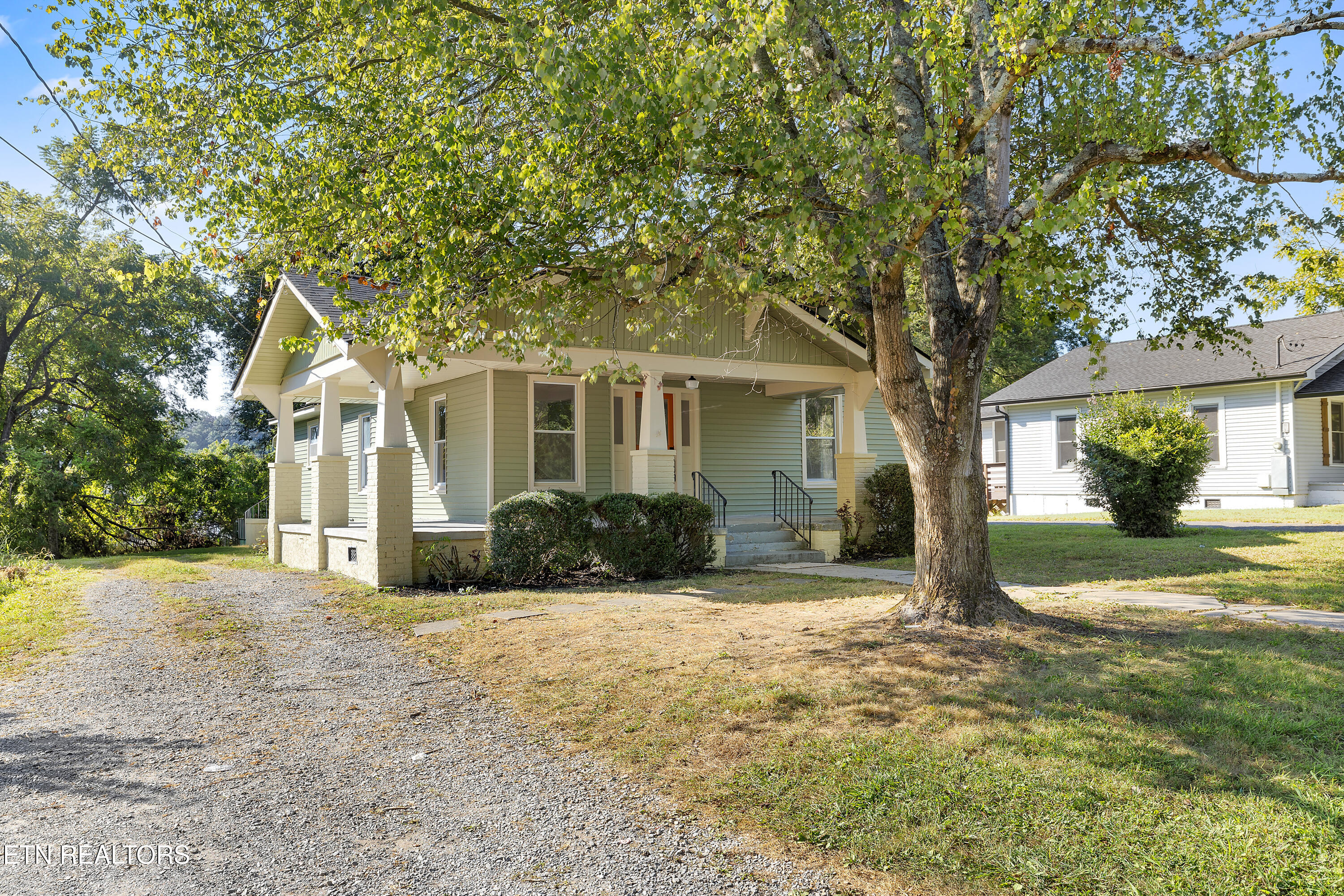 2616 Woodrow Drive Knoxville TN 37918