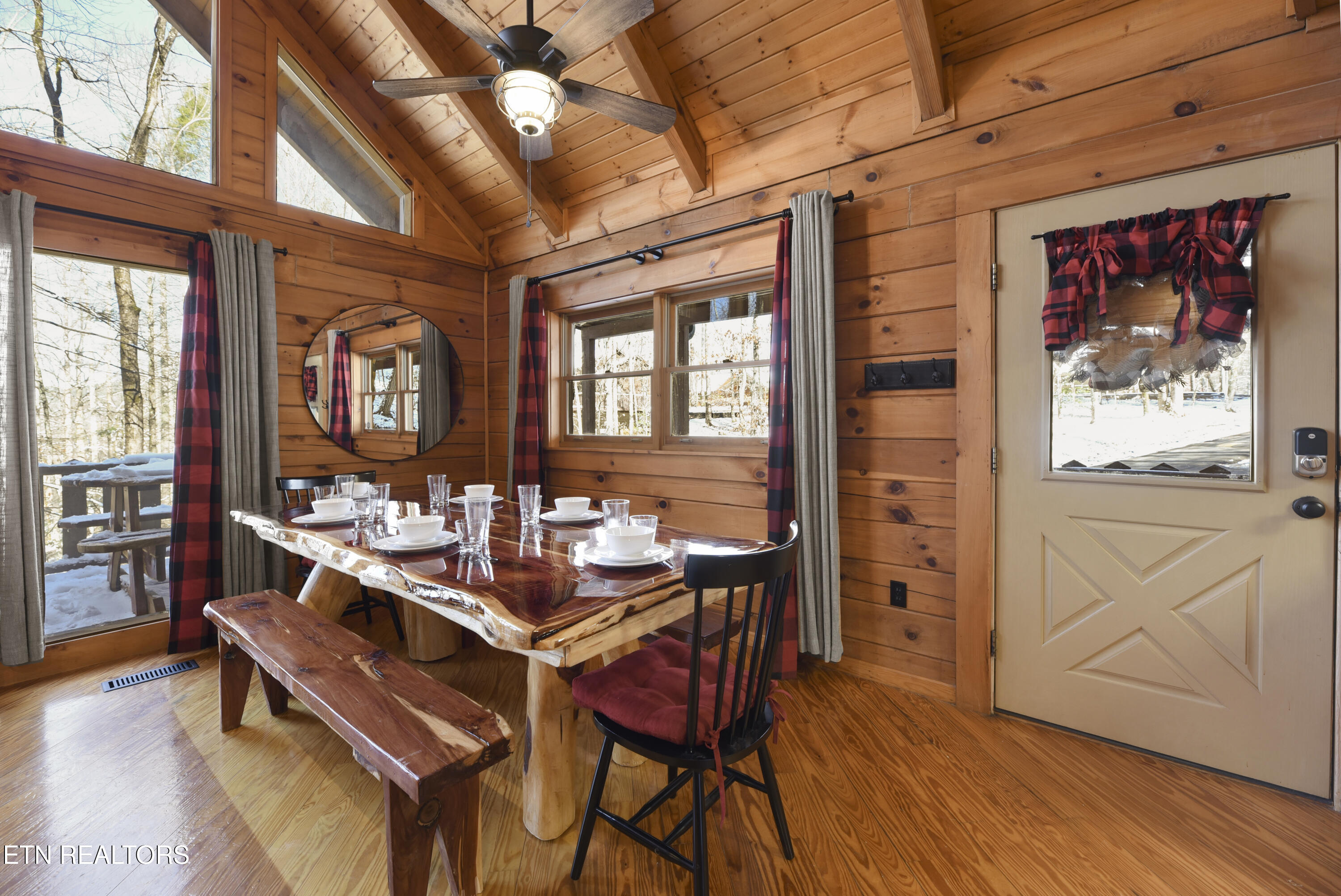 3444 Manis Road Sevierville TN 37862