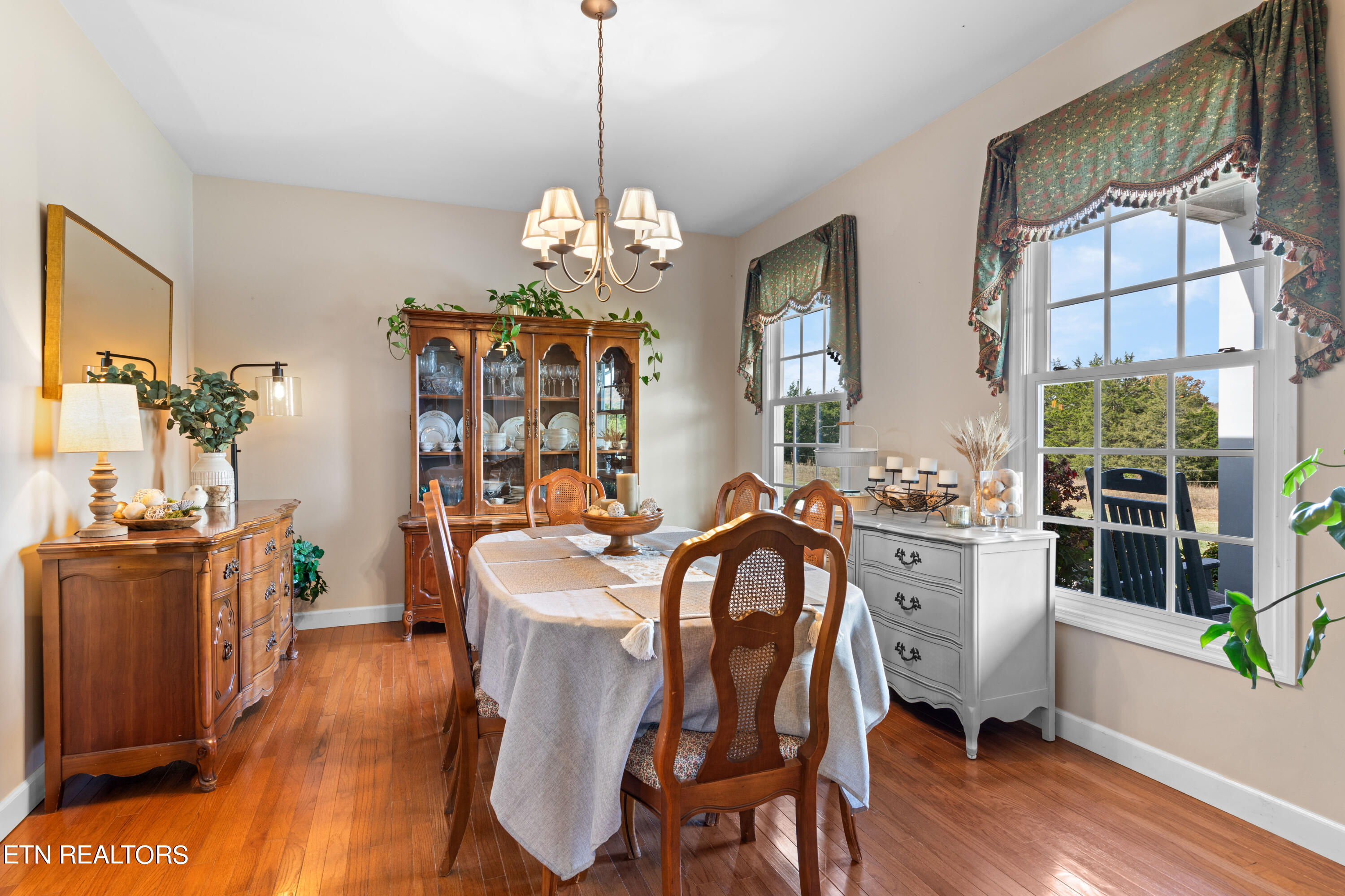 1443 W Dumplin Valley Road Dandridge TN 37725