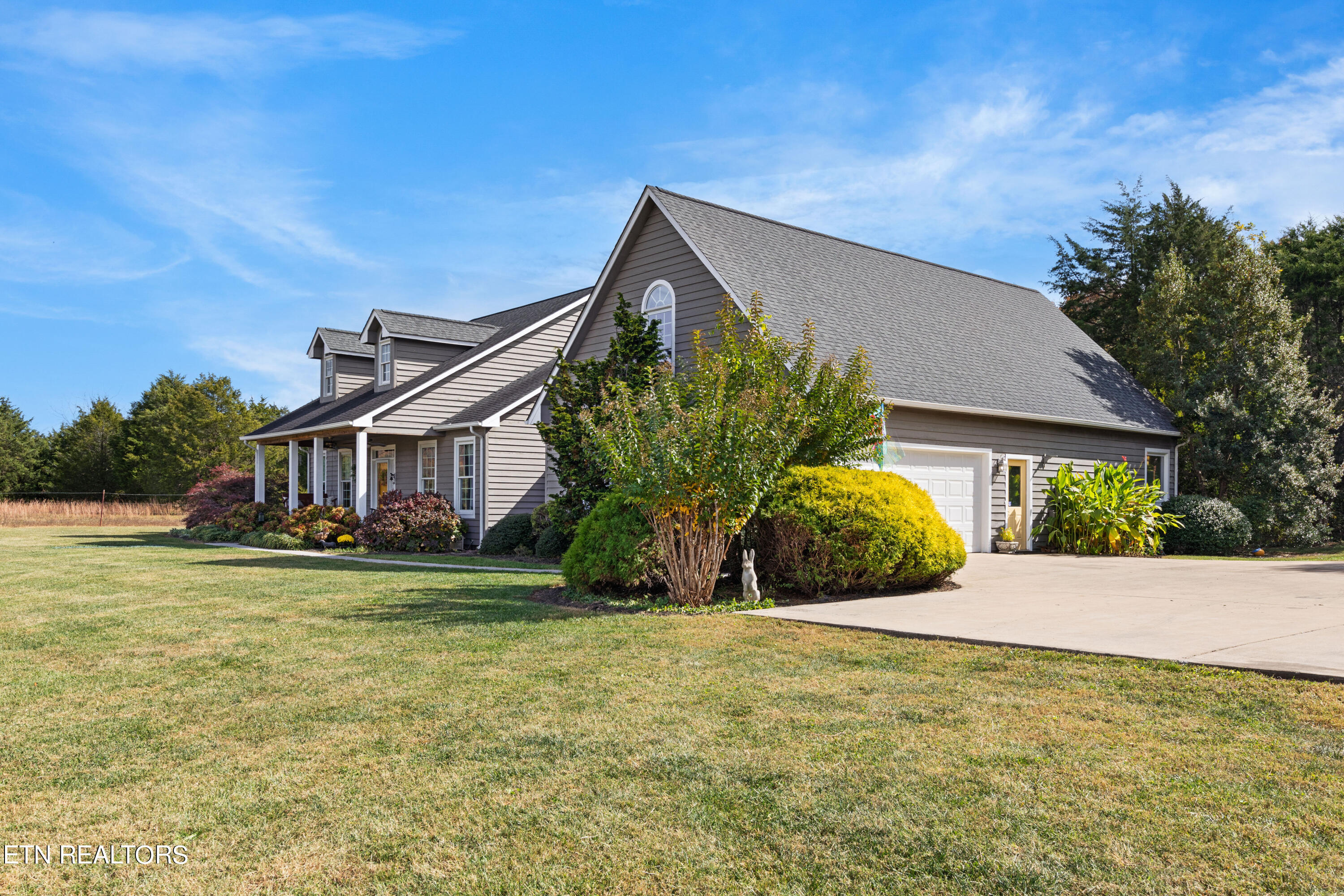 1443 W Dumplin Valley Road Dandridge TN 37725