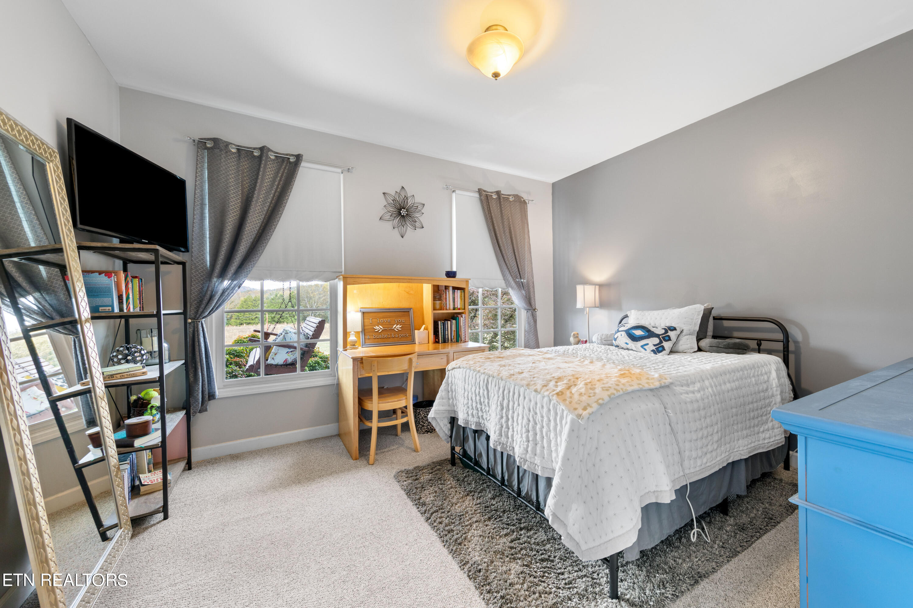 1443 W Dumplin Valley Road Dandridge TN 37725