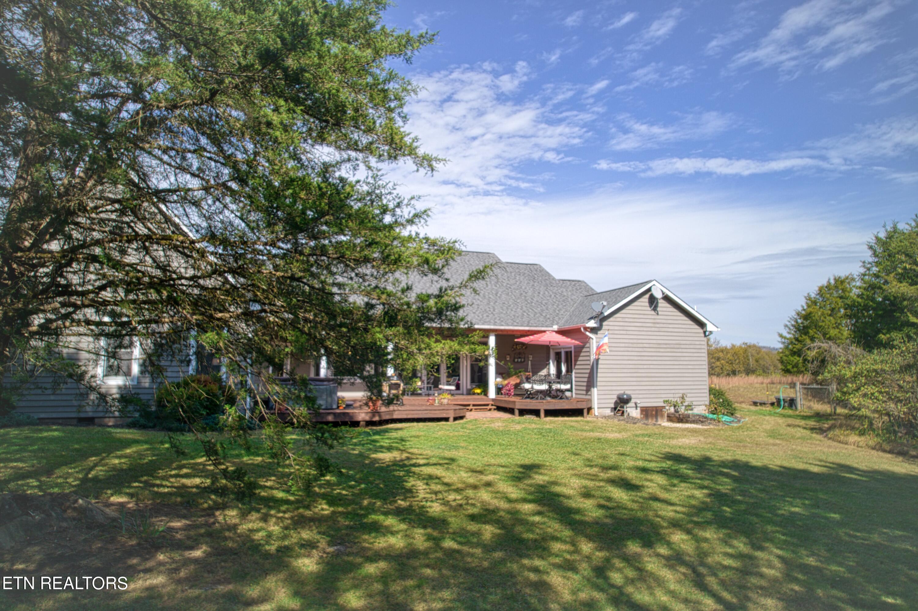 1443 W Dumplin Valley Road Dandridge TN 37725