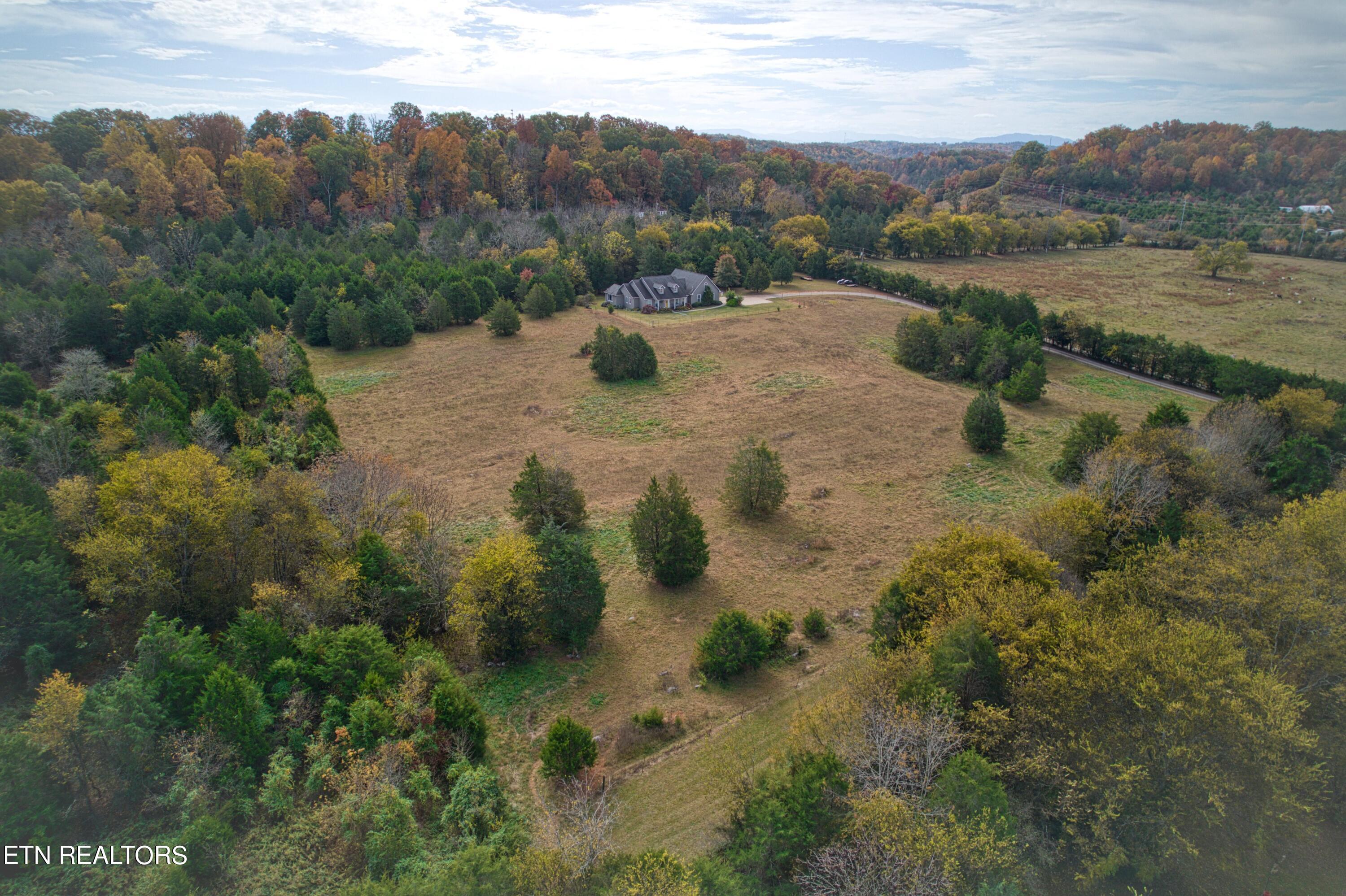 1443 W Dumplin Valley Road Dandridge TN 37725
