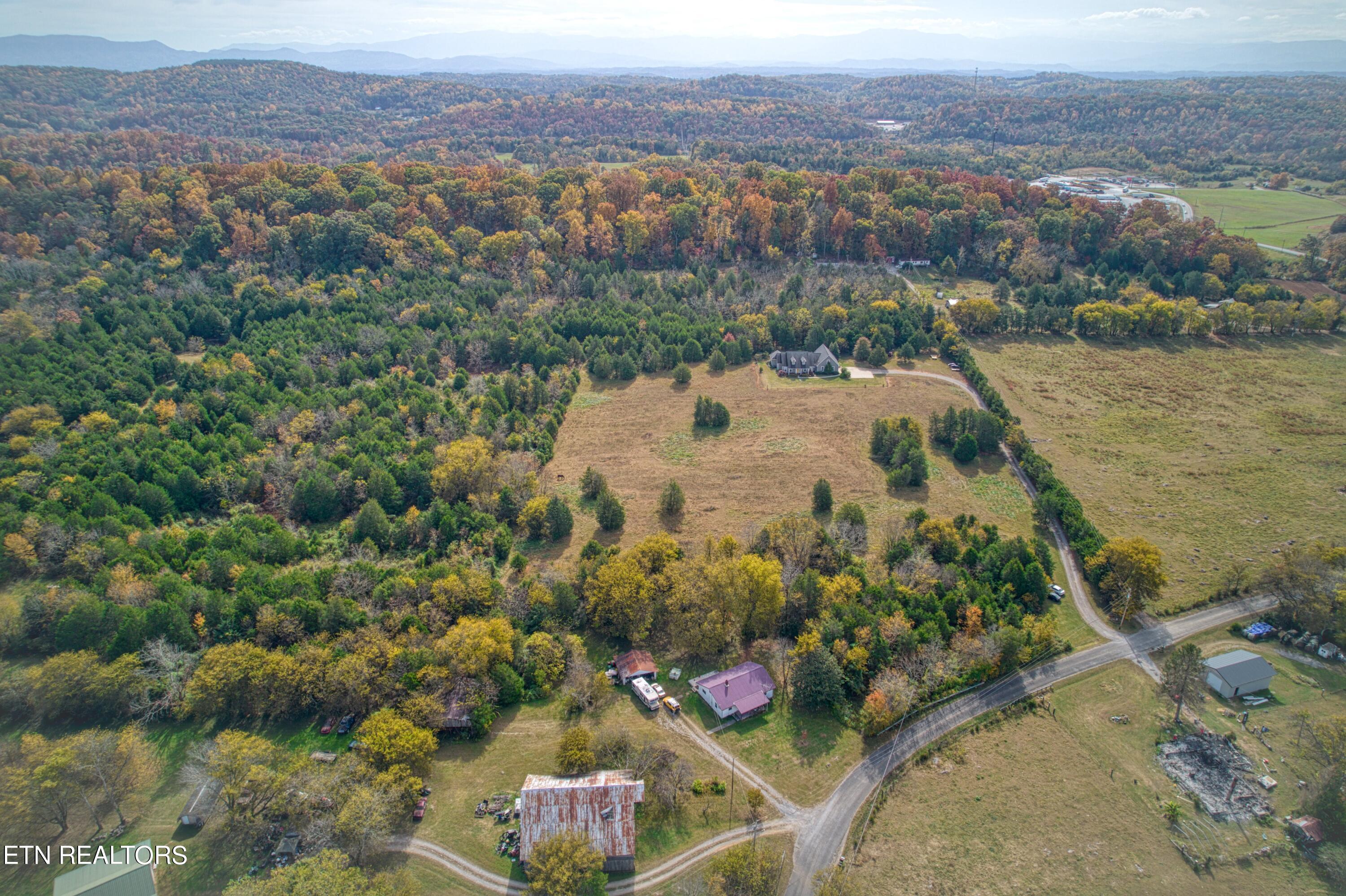 1443 W Dumplin Valley Road Dandridge TN 37725