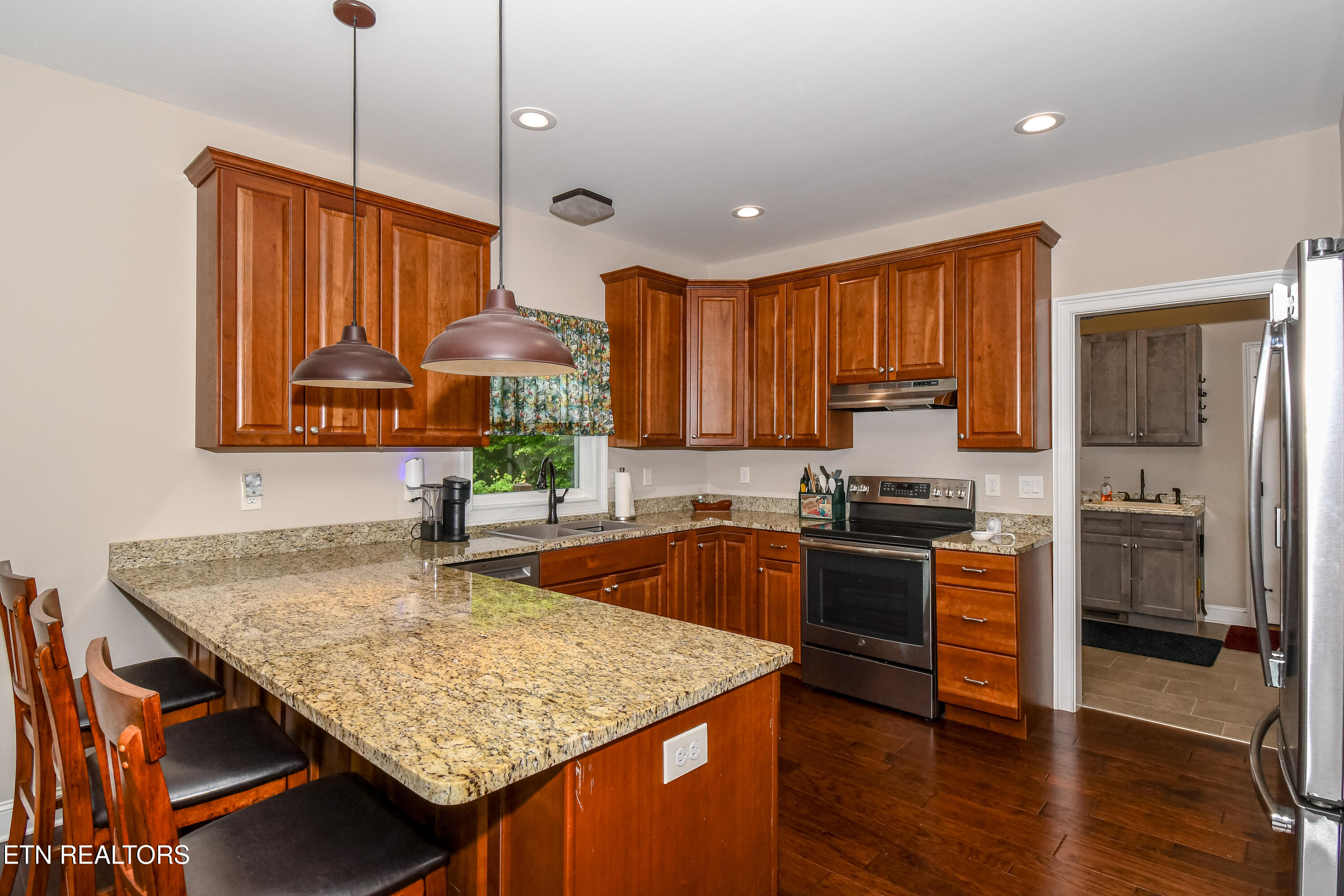 475 Short Bark Road Madisonville TN 37354