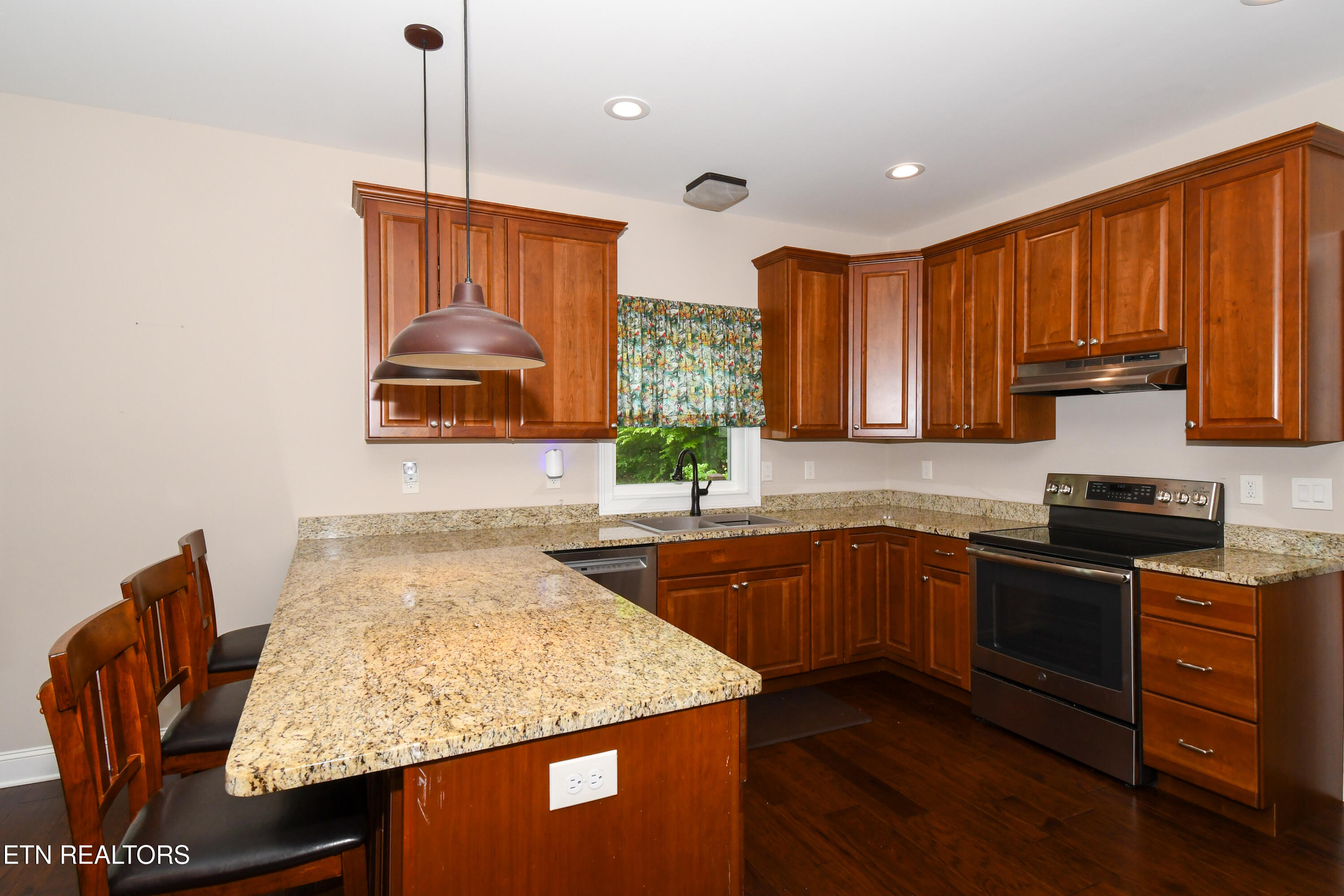475 Short Bark Road Madisonville TN 37354