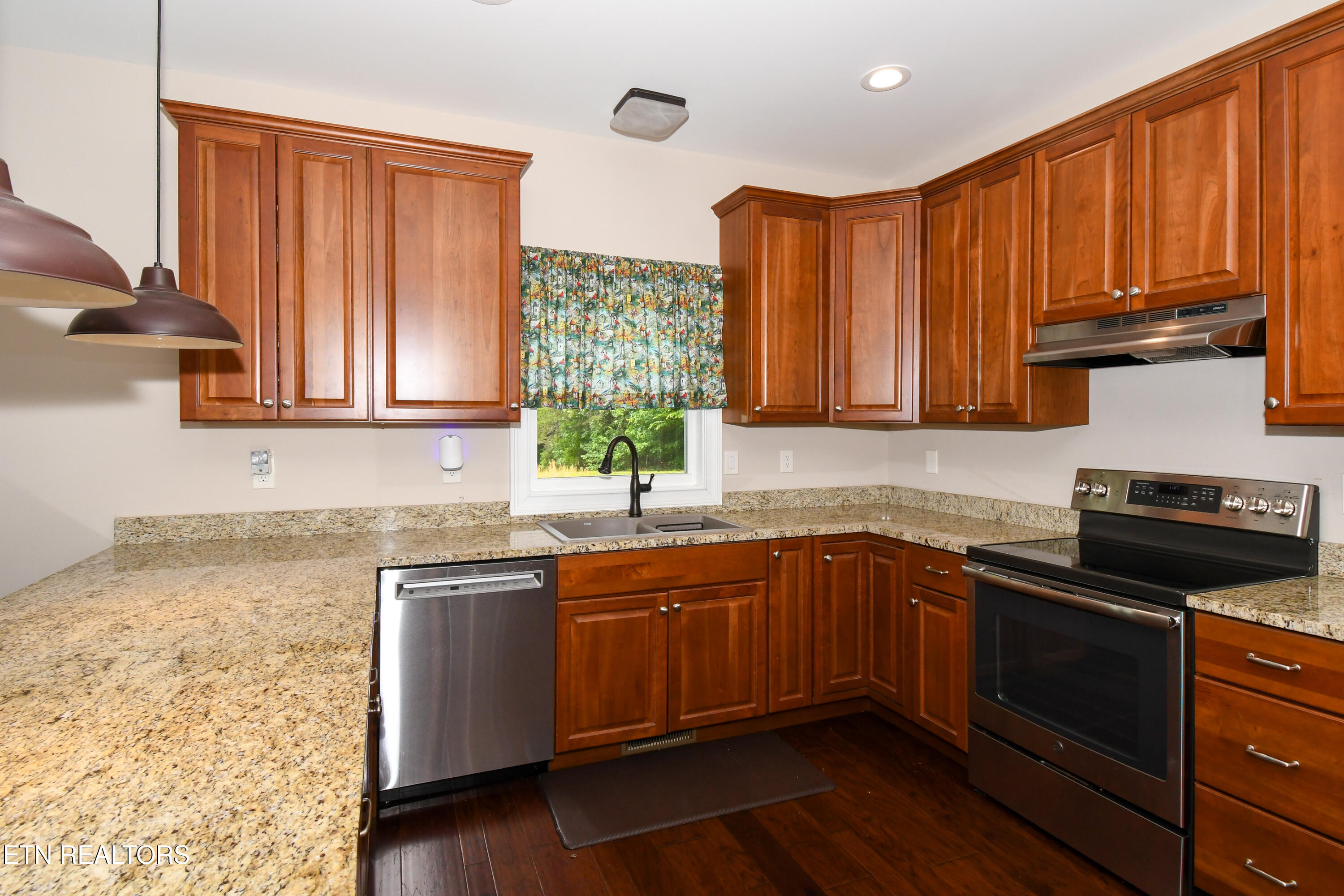 475 Short Bark Road Madisonville TN 37354